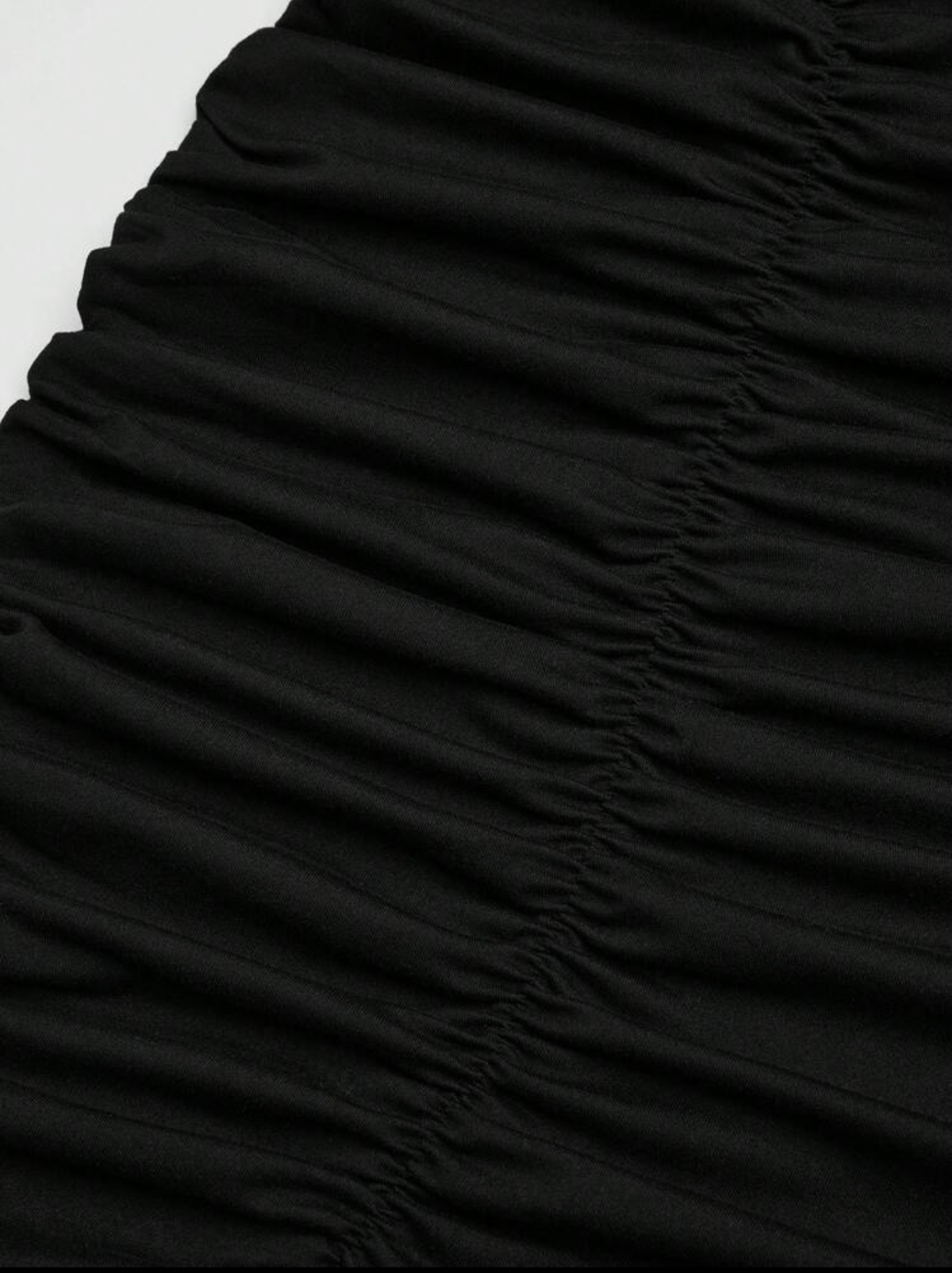 Vestido negro corto