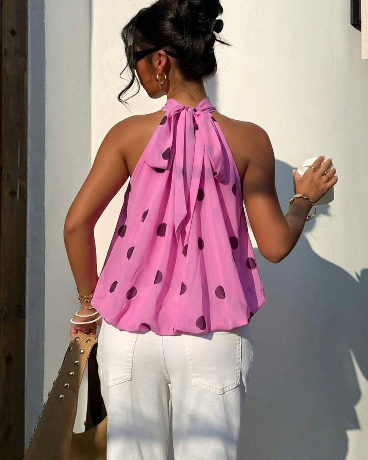 Blusa rosada con pelotas café