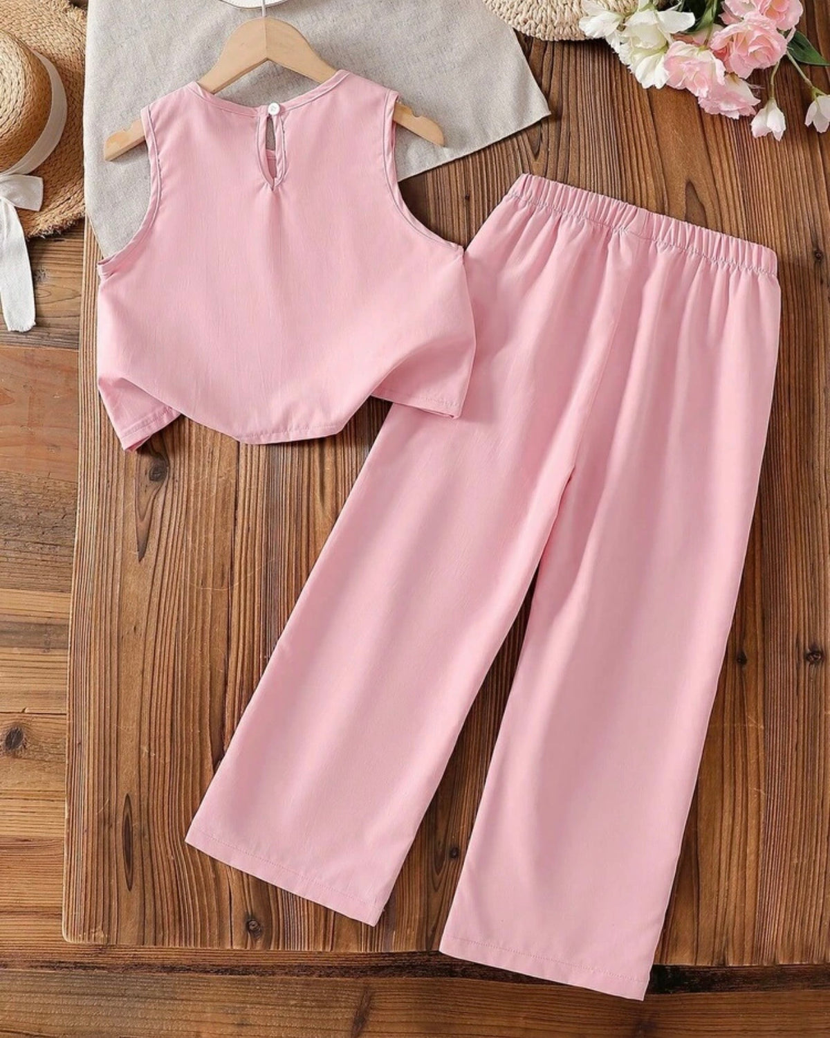 Conjunto rosa de niña