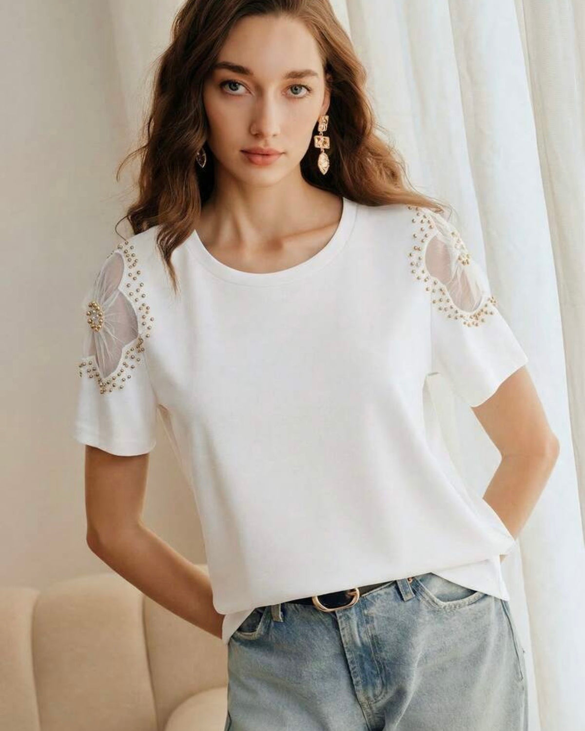 Blusa blanca con detalle en mangas