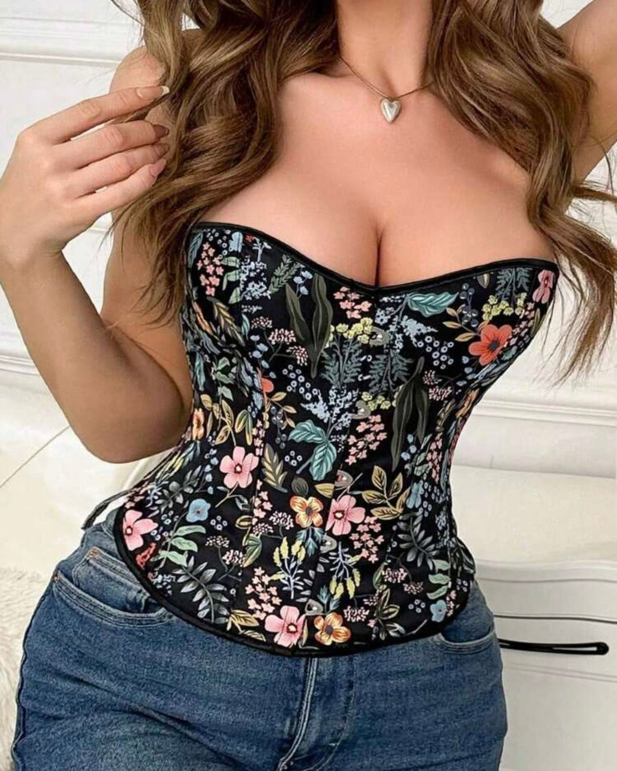 Corset negro floreado