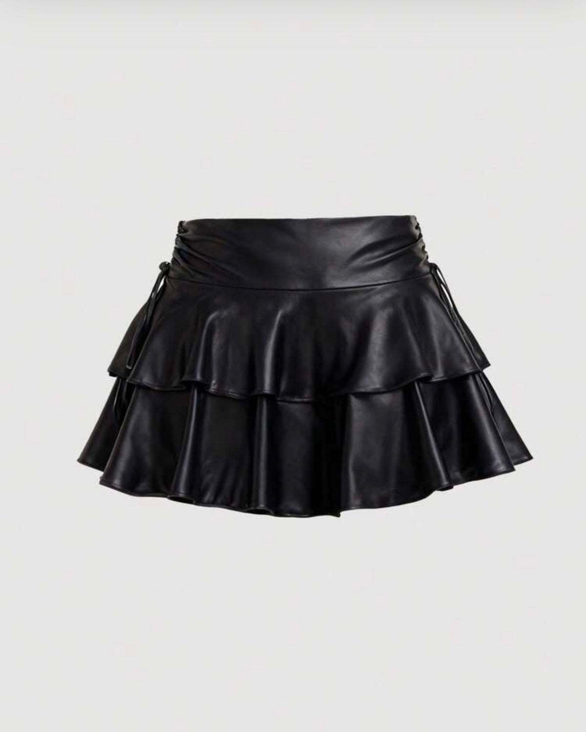Falda de cuerina