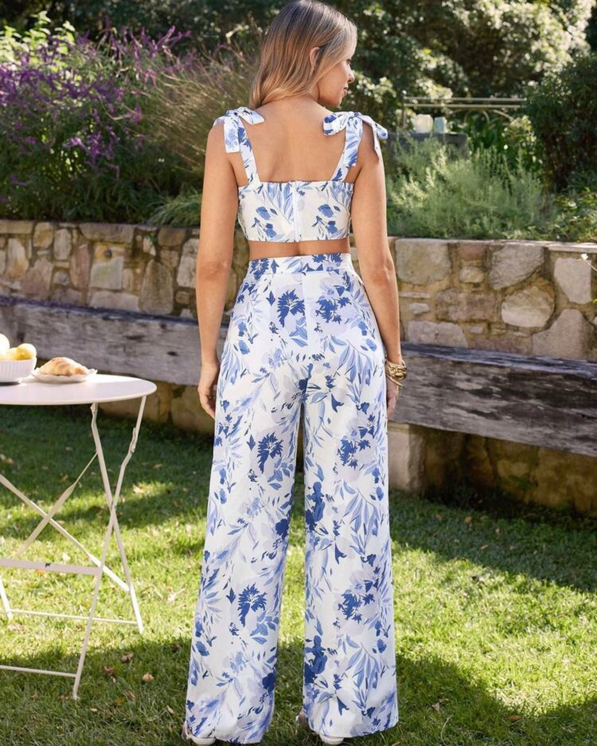 Conjunto flores azules