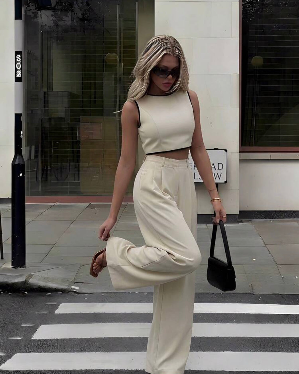 Conjunto beige