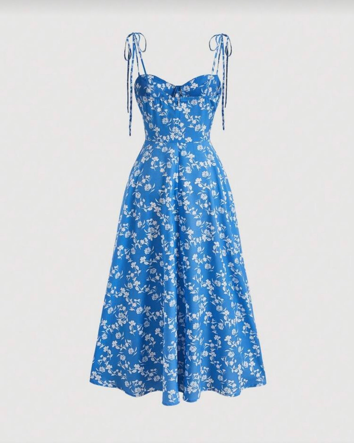 Vestido azul de tirantes
