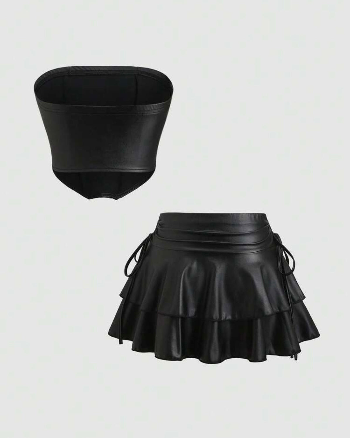 Conjunto de cuerina negro