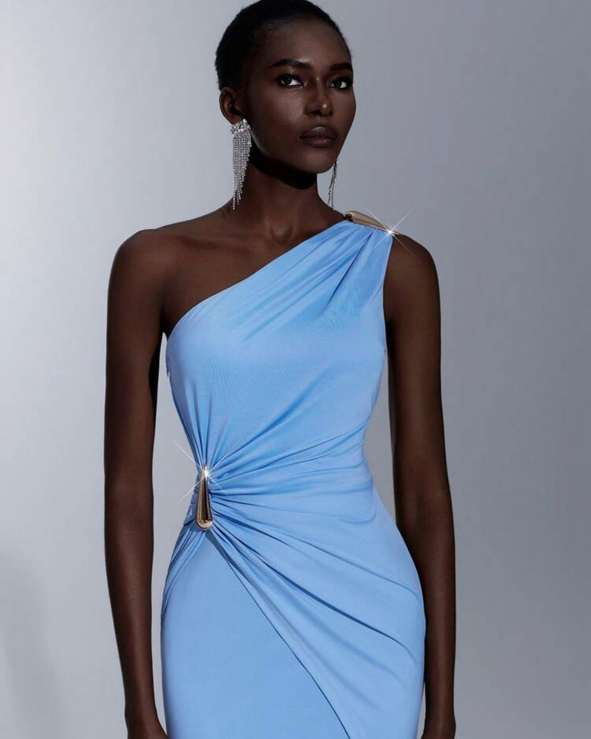 Vestido celeste elitara