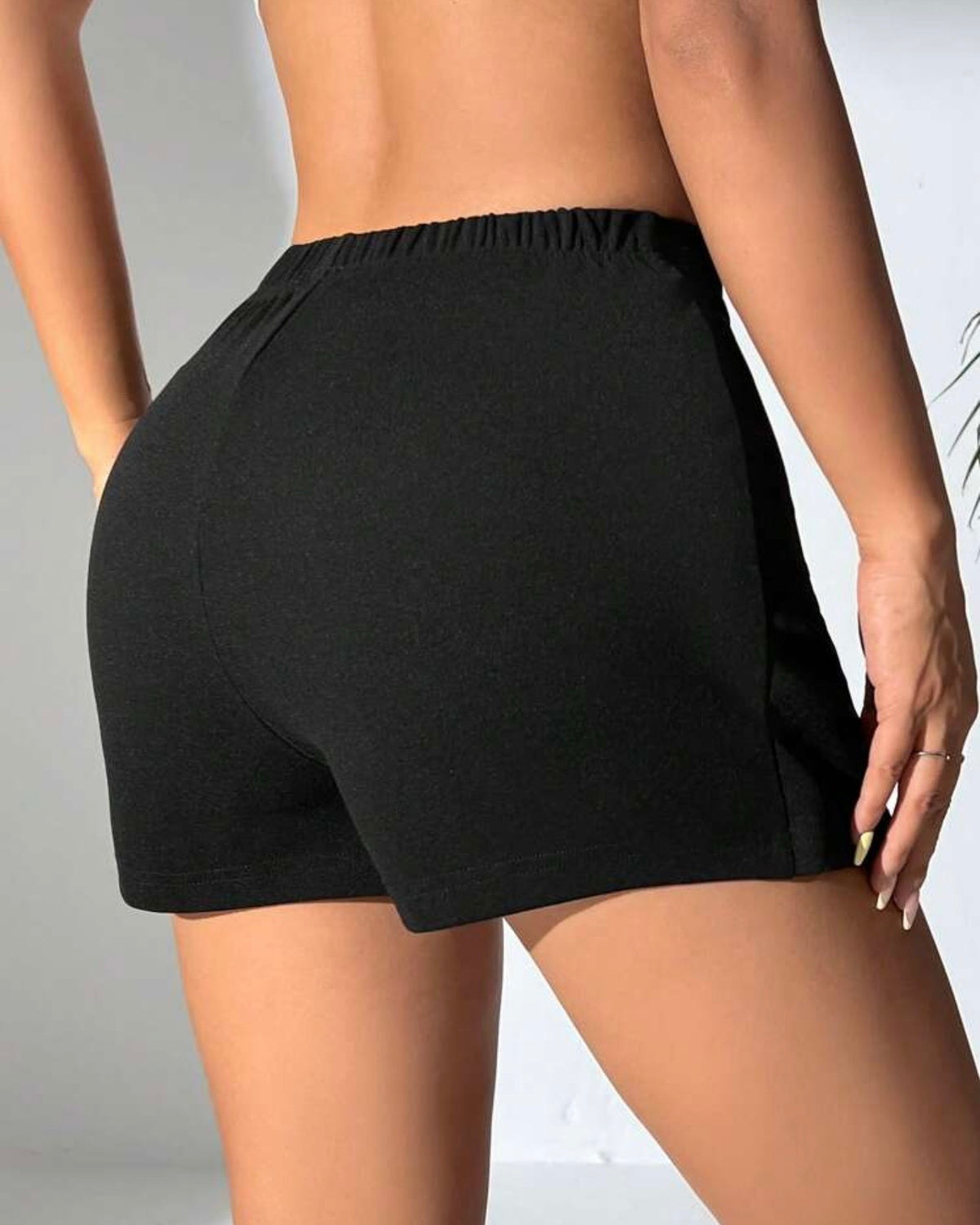Short enagua negra