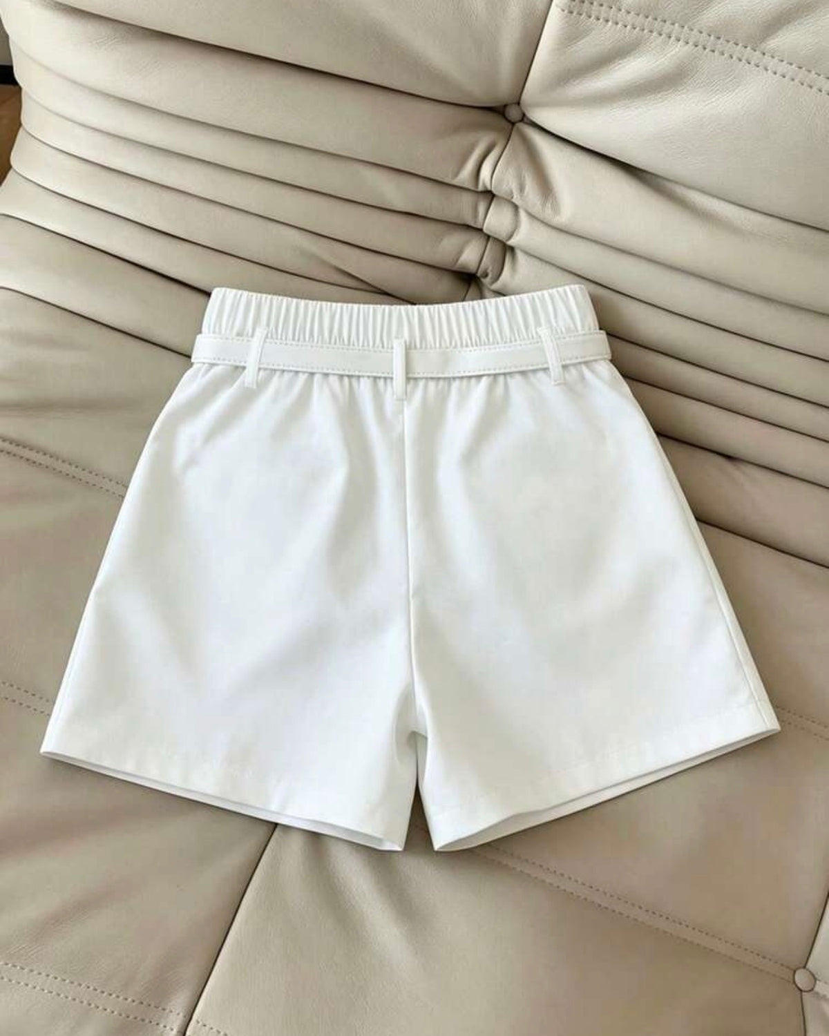 Short blanco francilia