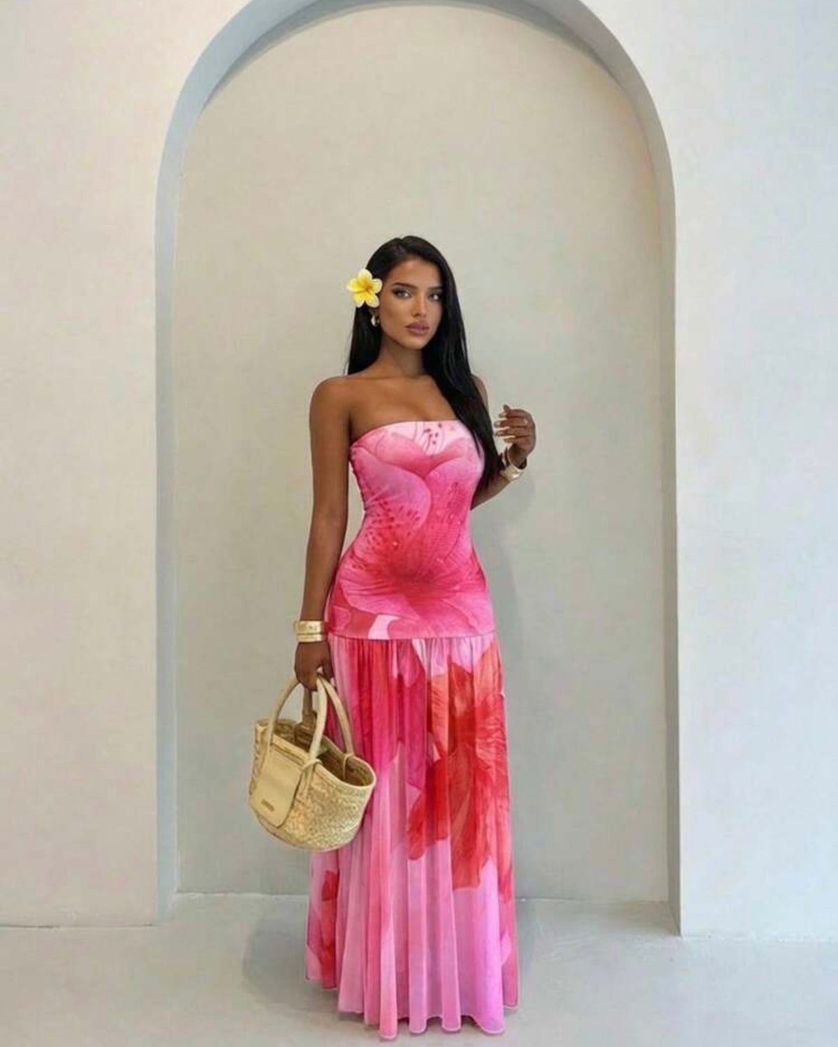 Vestido rosa con estampado rosa
