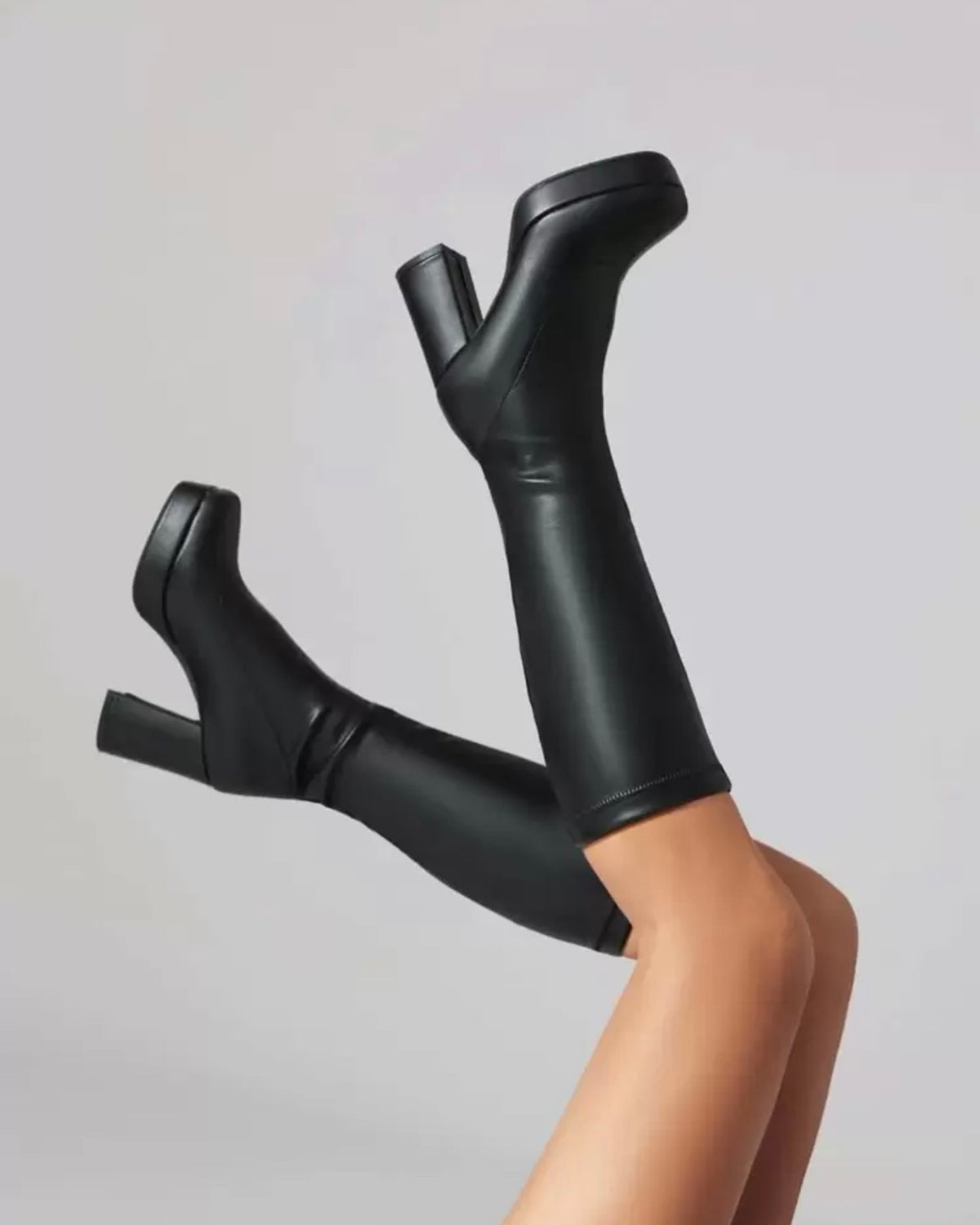 Botas negras