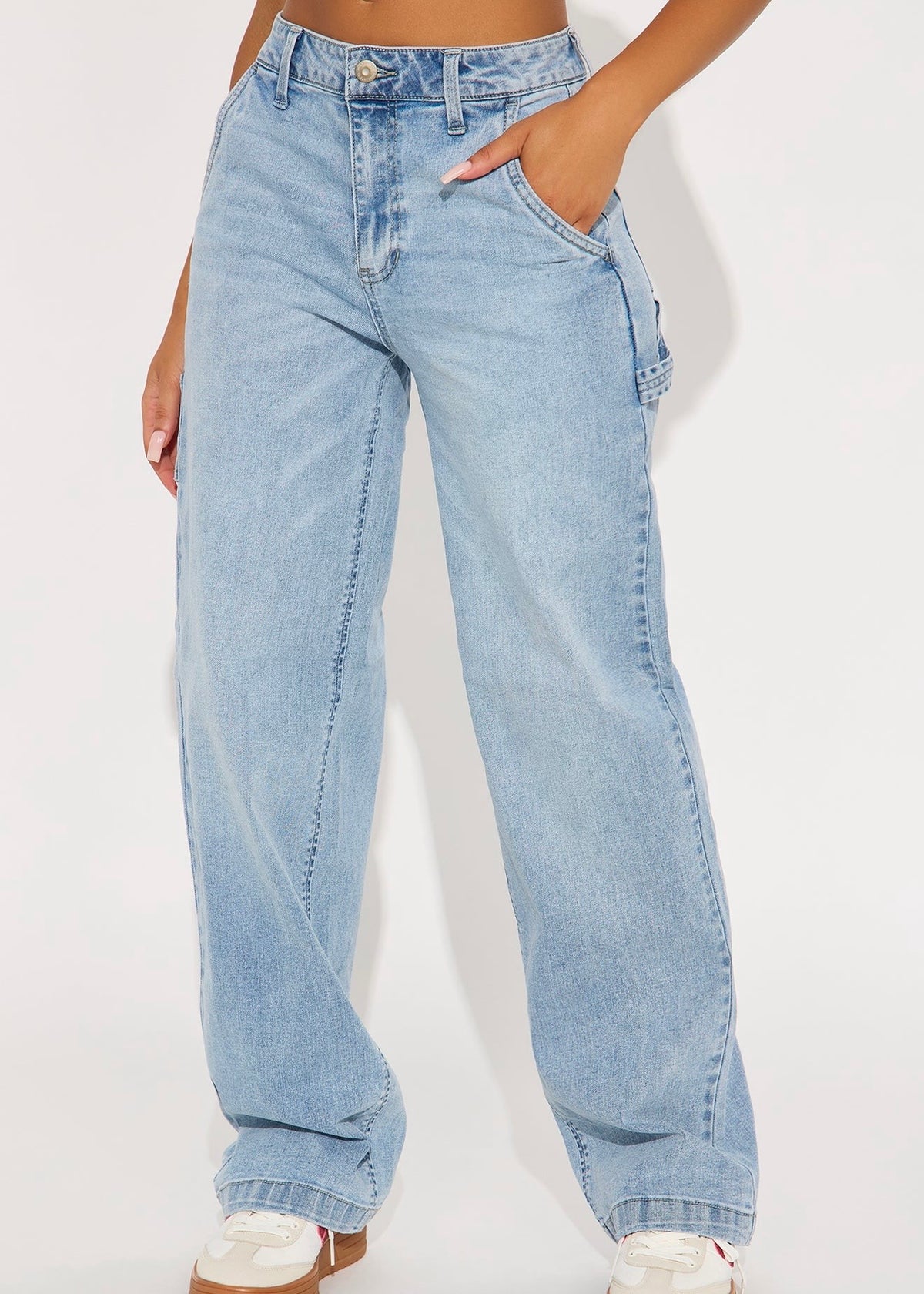 Curvy carpenter jeans