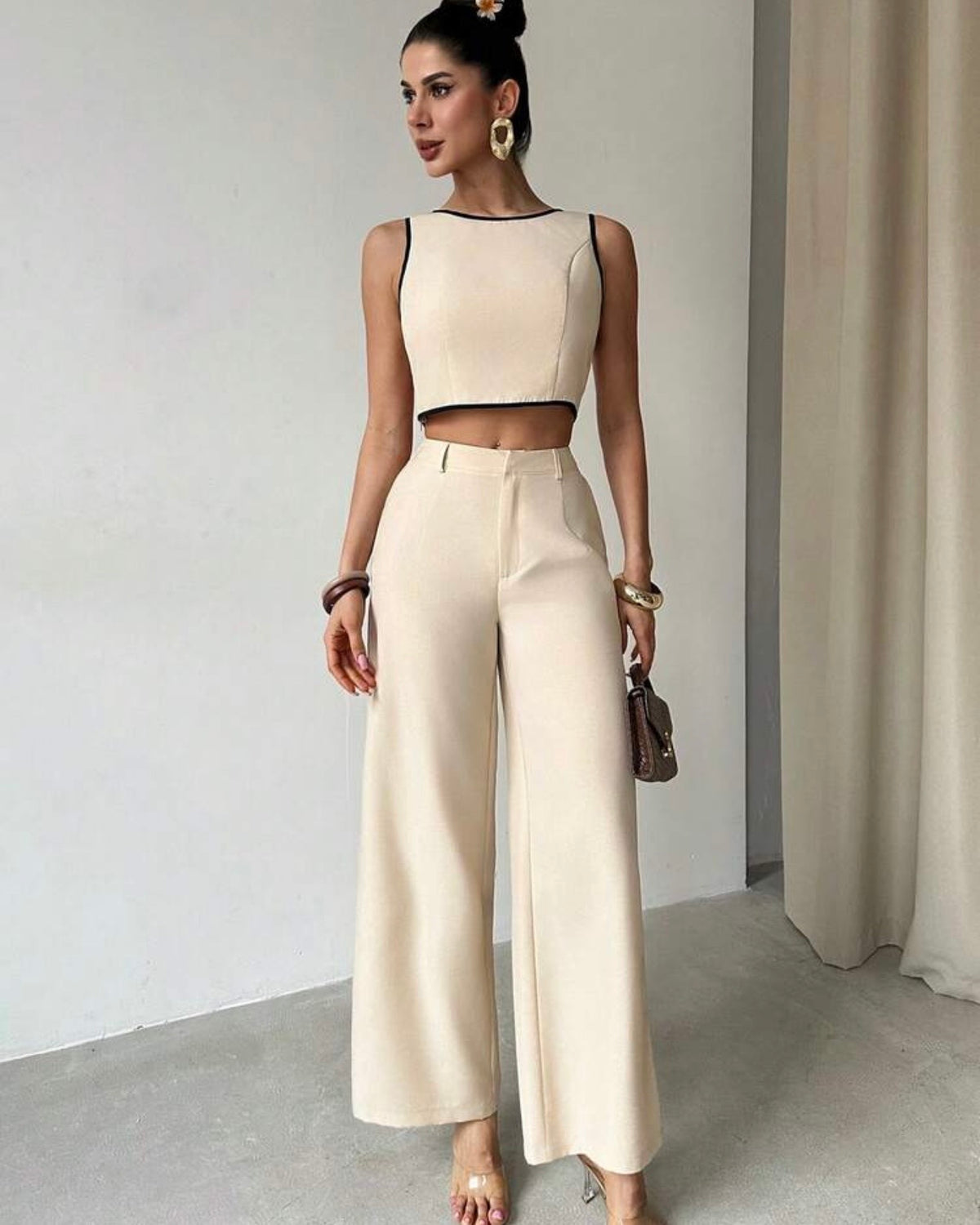 Conjunto beige