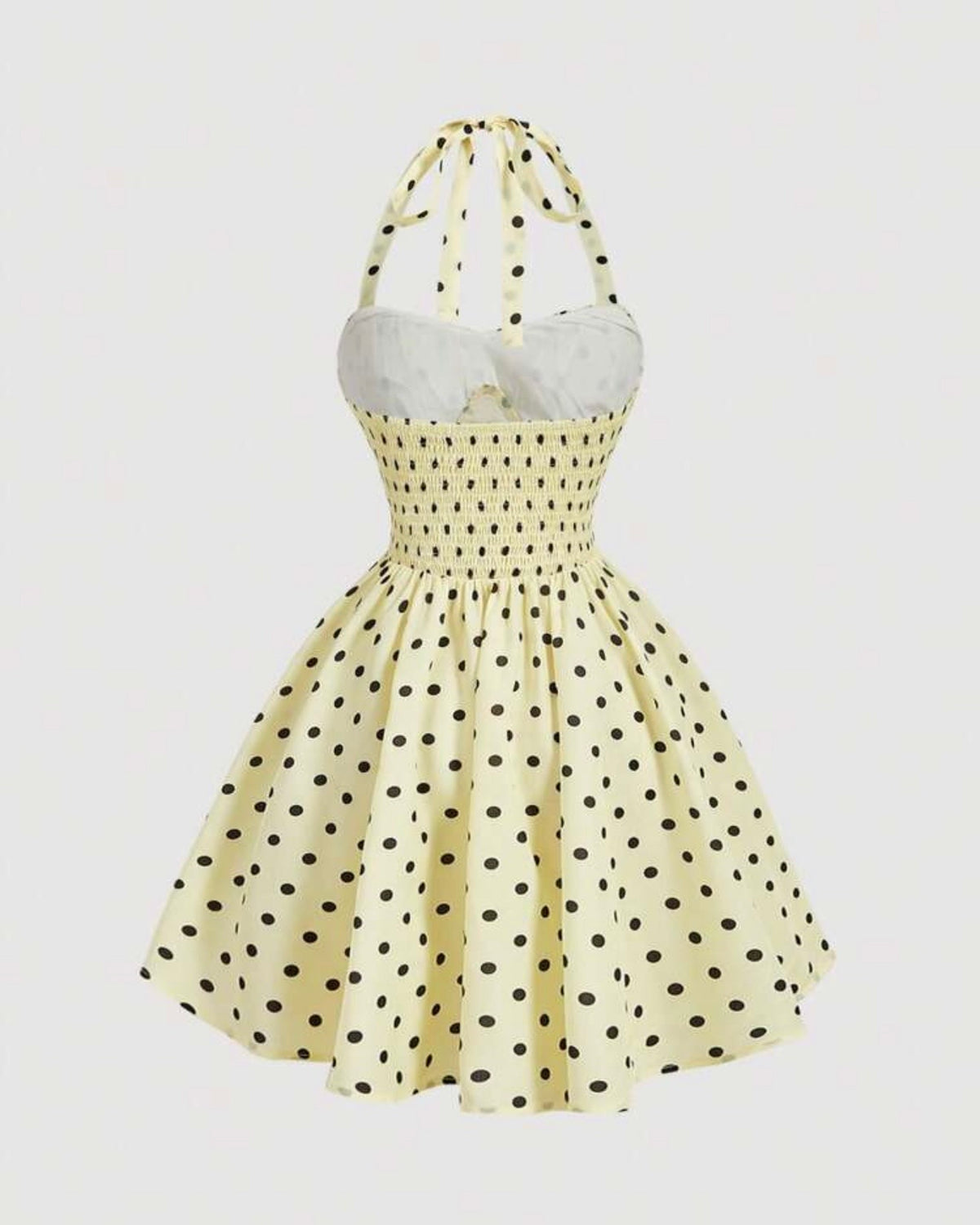 Vestido amarillo con puntos