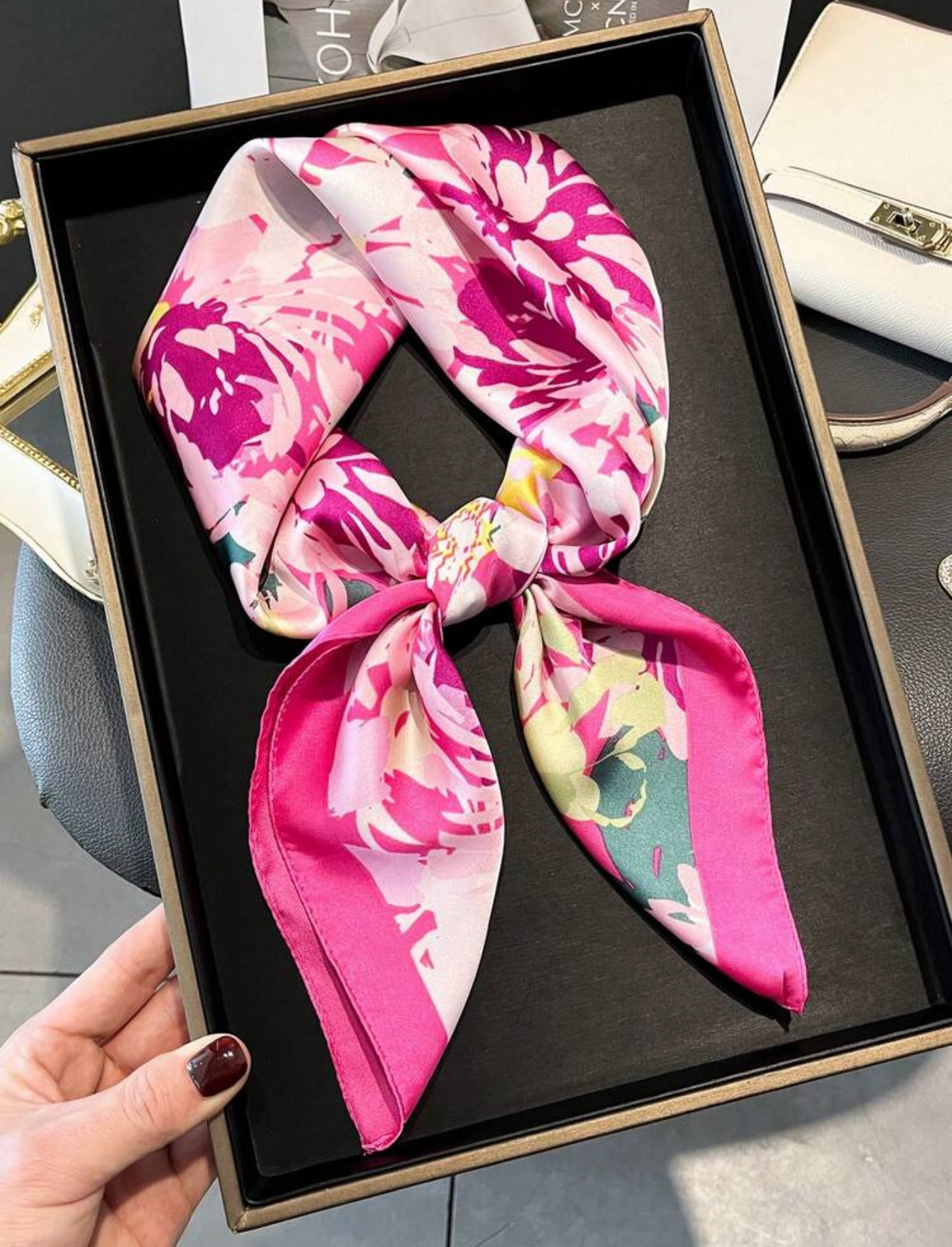 Pañuelo de satin