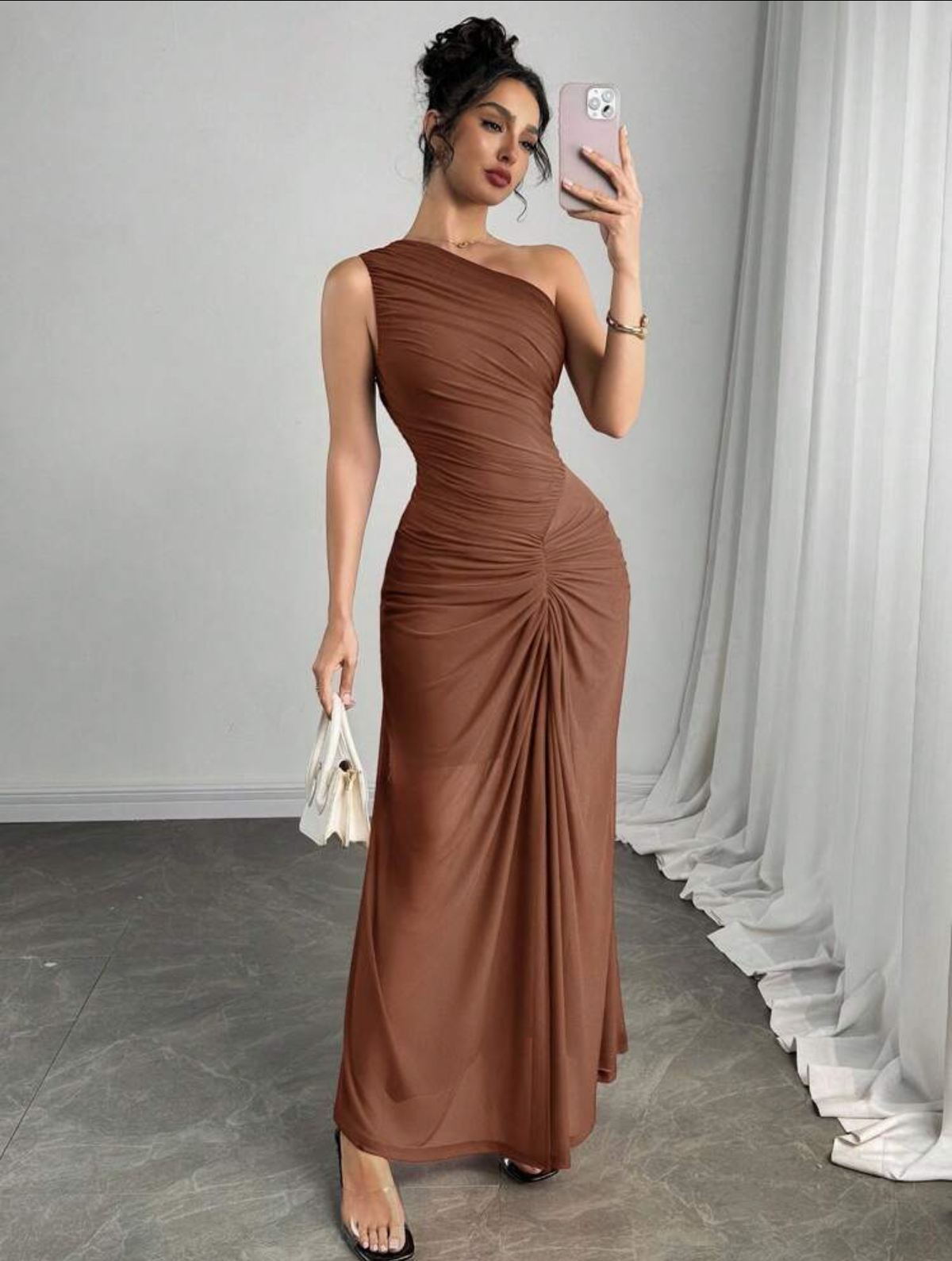 Vestido café un hombro