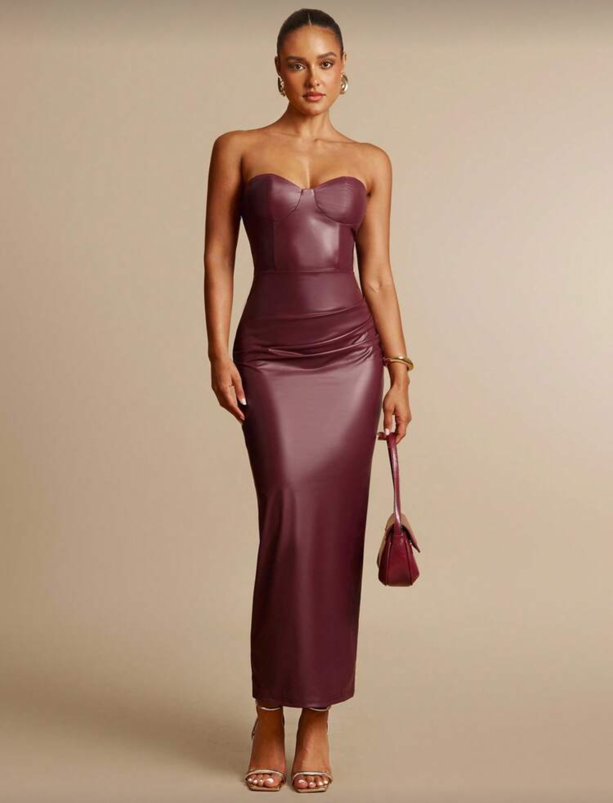 Vestido de cuerina