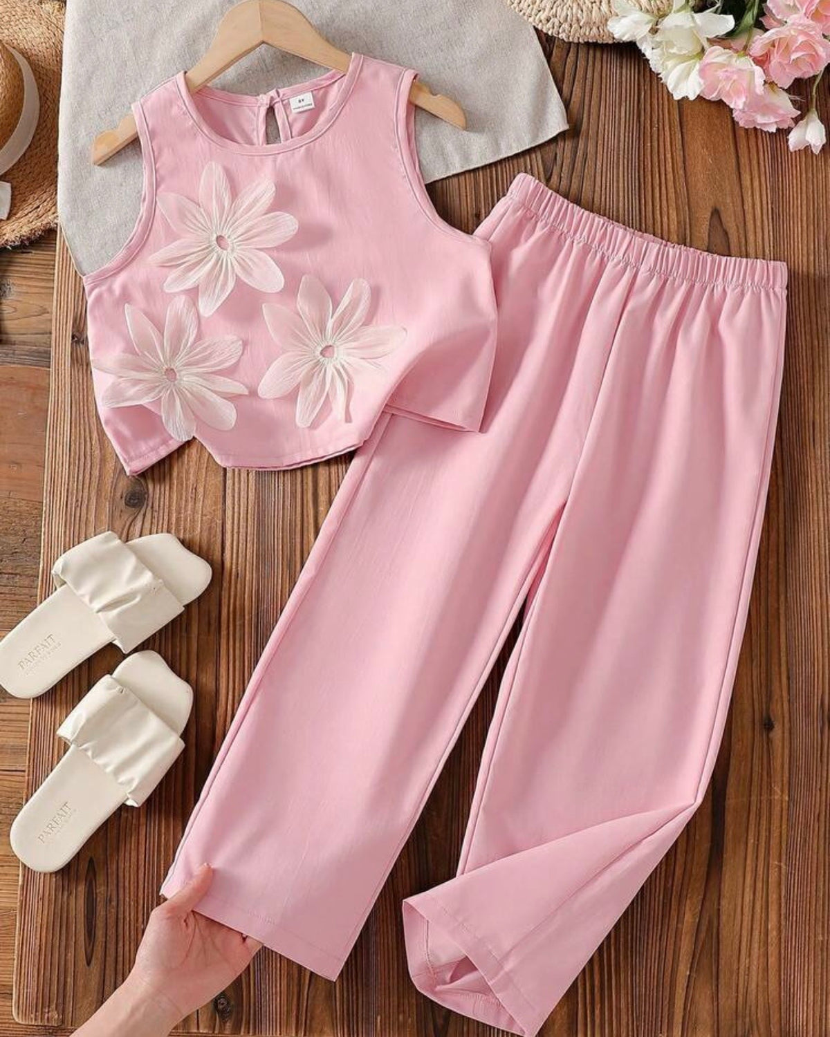 Conjunto rosa de niña