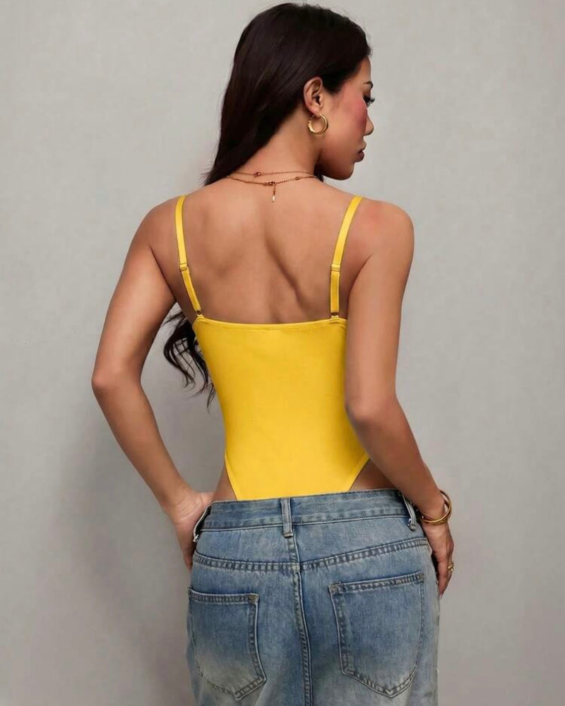 Body amarillo