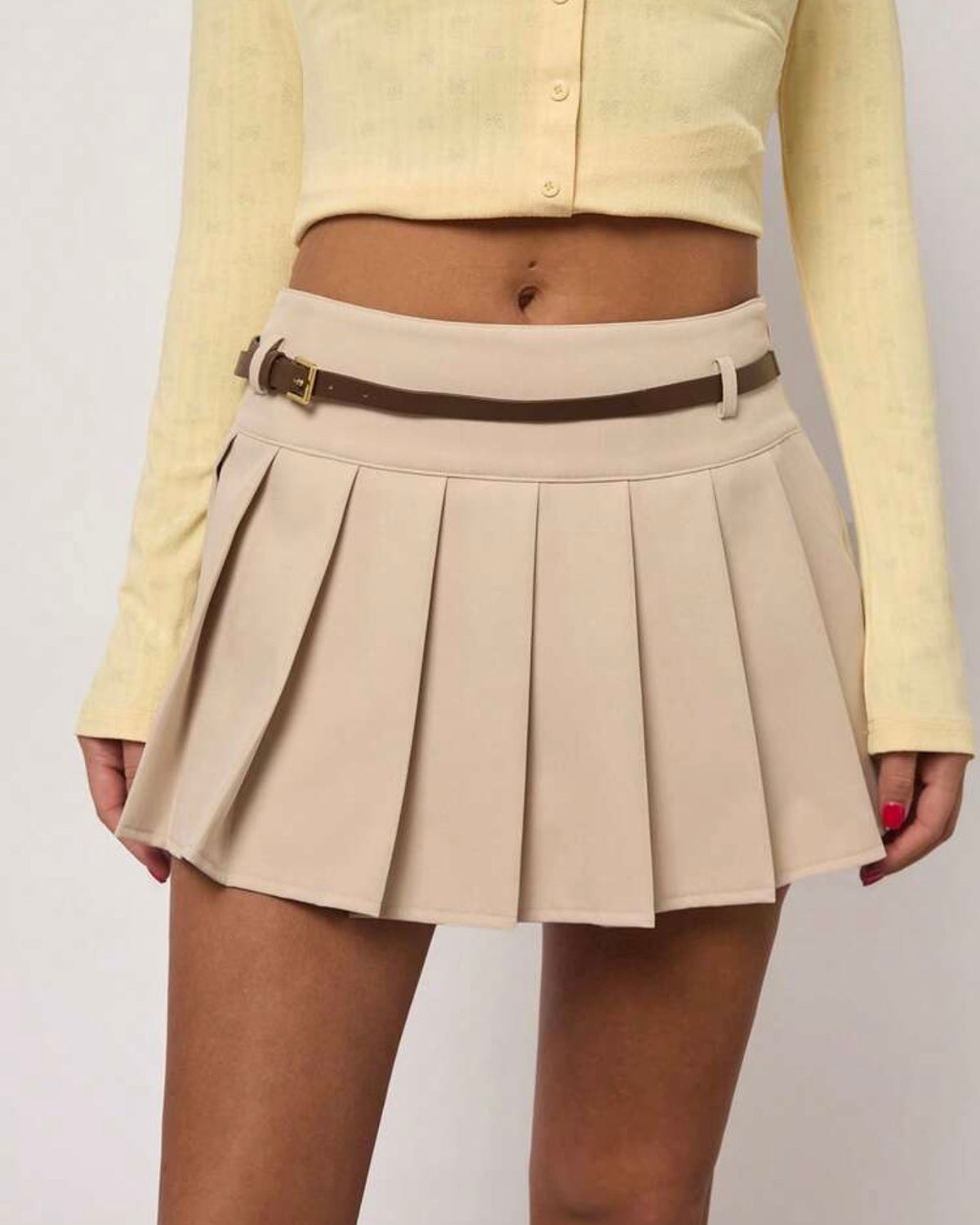 Falda beige de paletones
