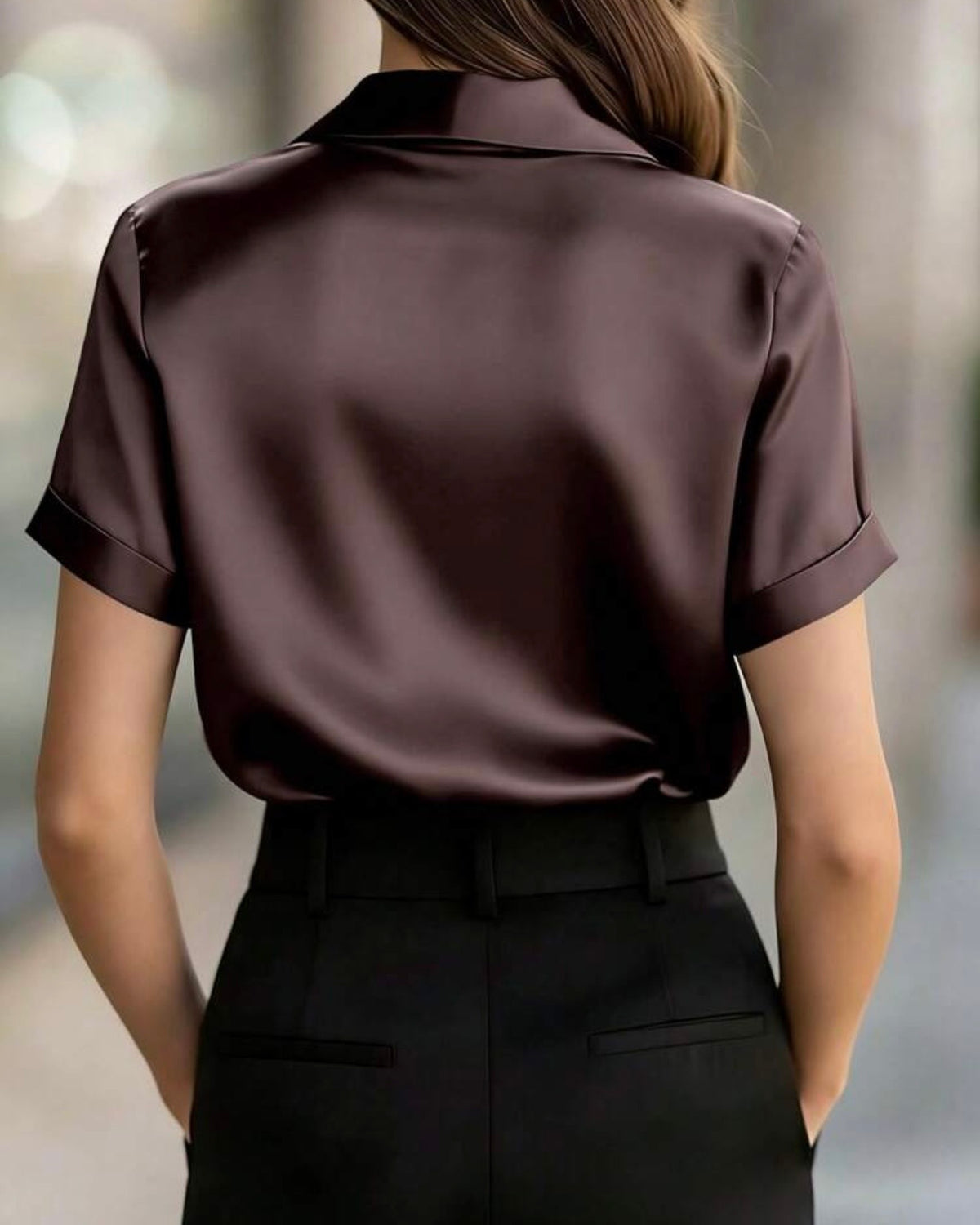 Blusa café satinada