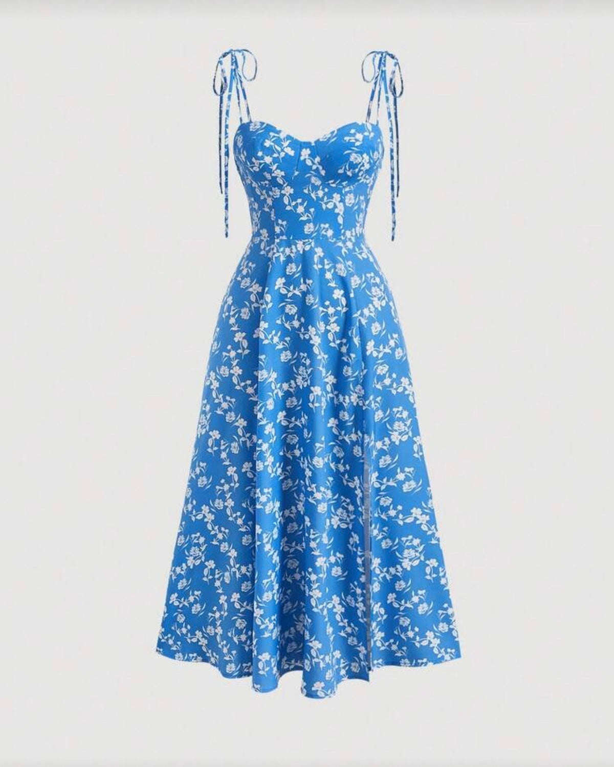 Vestido azul de tirantes