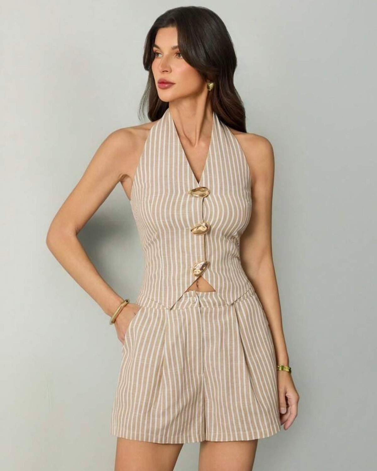 Conjunto beige rayado
