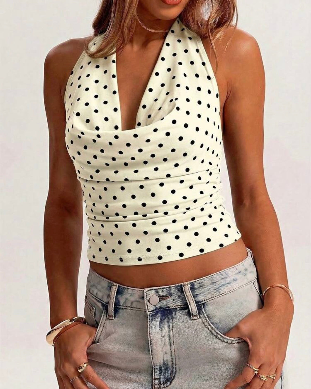 Blusa beige de puntos