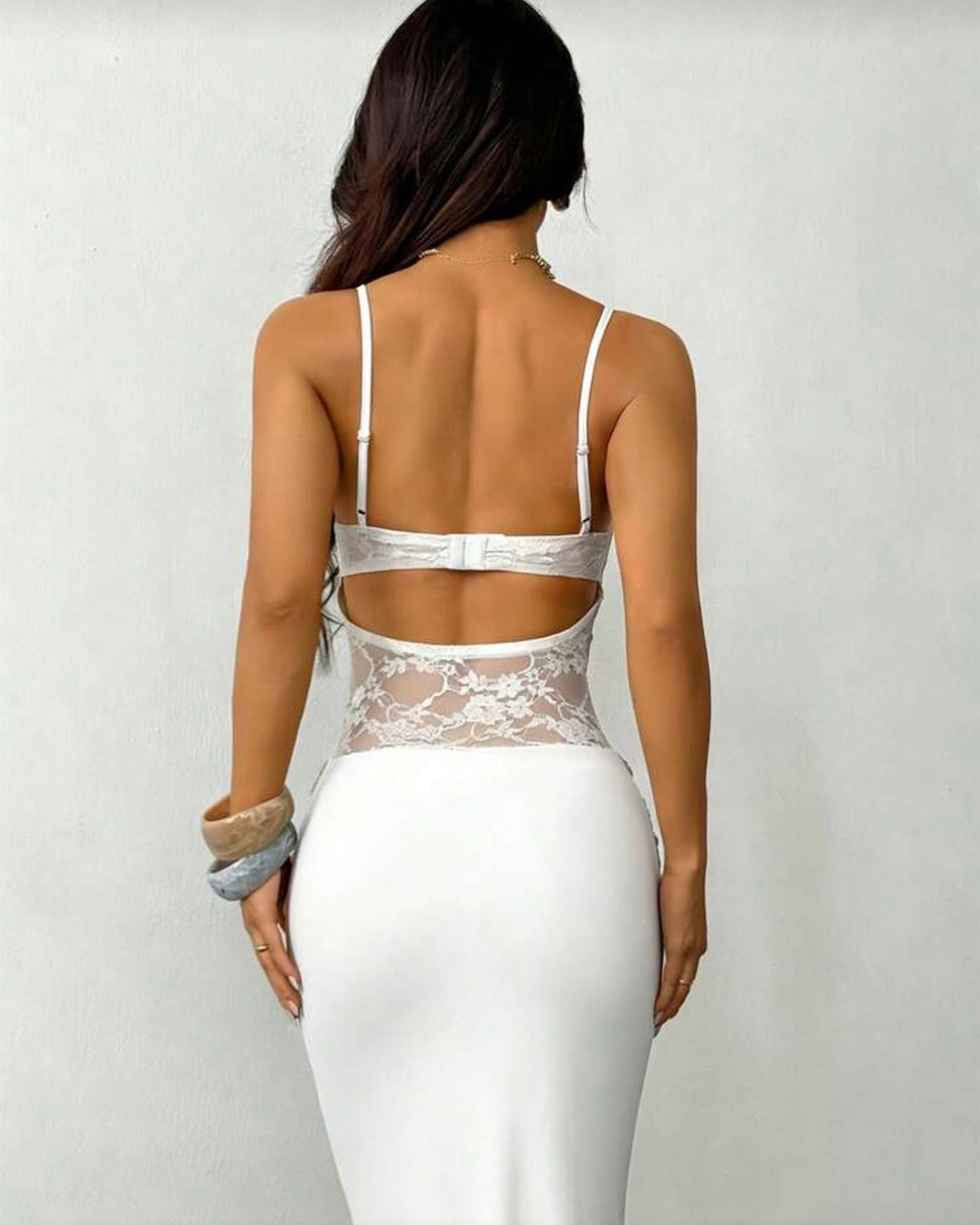 Vestido blanco con encaje
