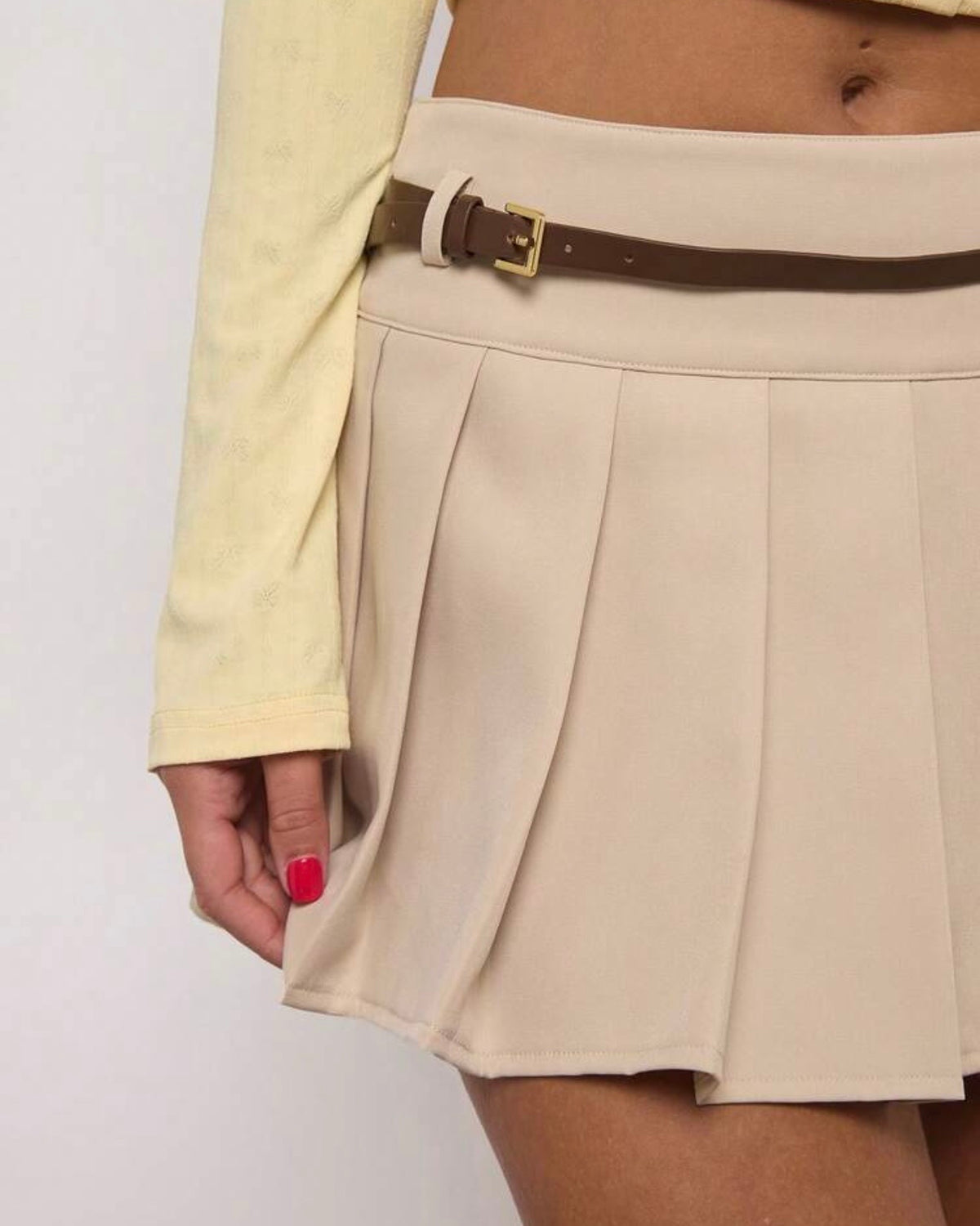 Falda beige de paletones
