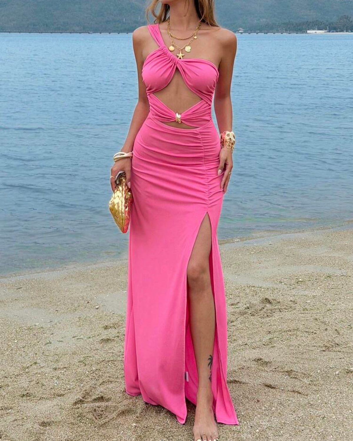 Vestido con aberturas