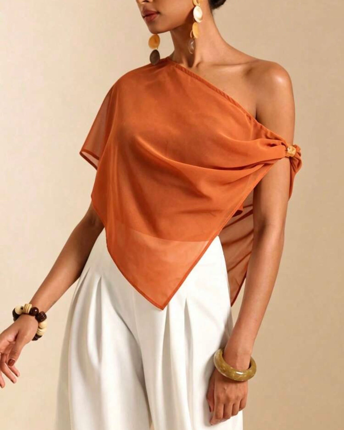 Blusa asimétrica