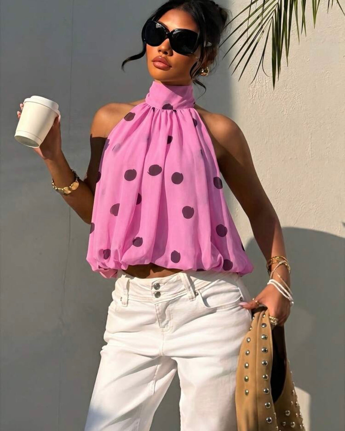 Blusa rosada con pelotas café