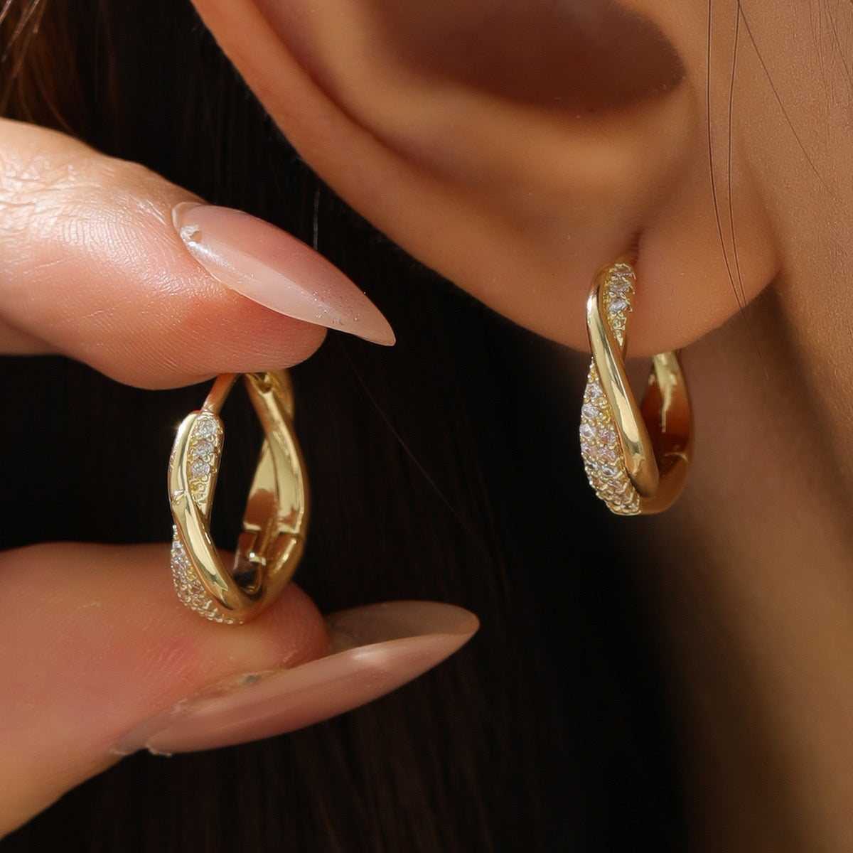 Aretes dorados