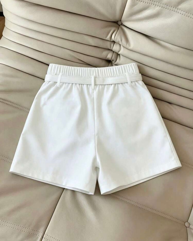 Short blanco