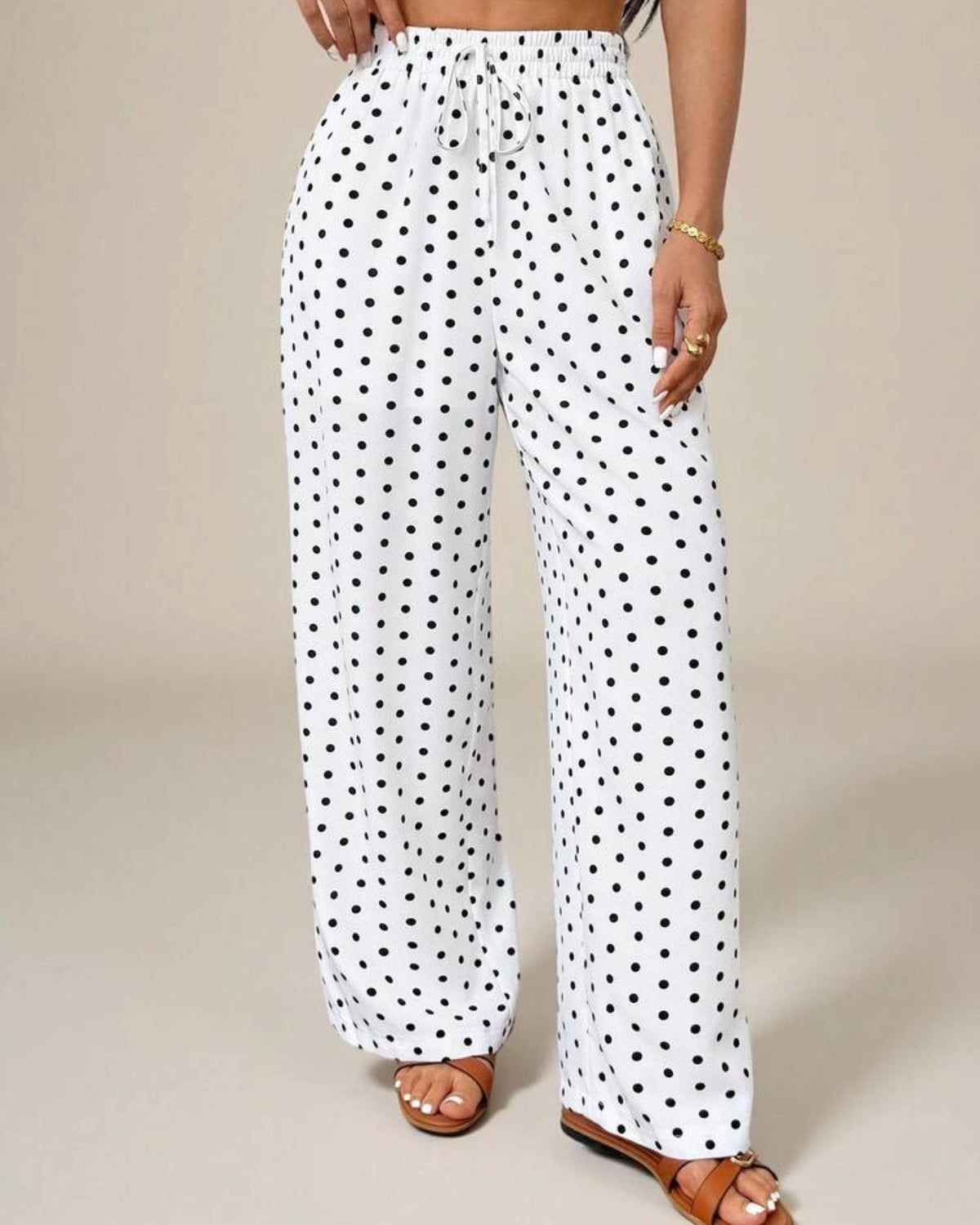 Pantalón con puntos