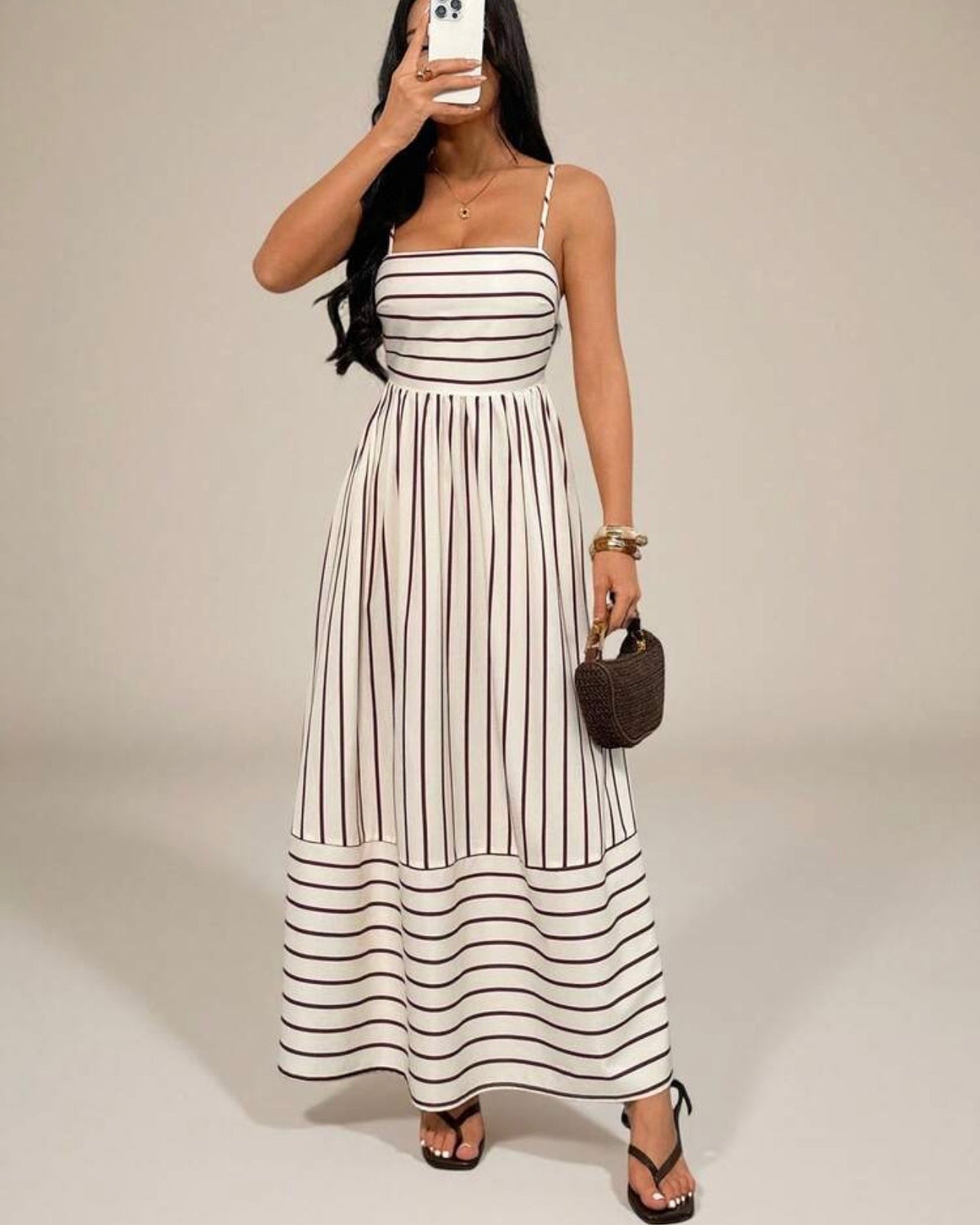 Vestido albaricoque con líneas