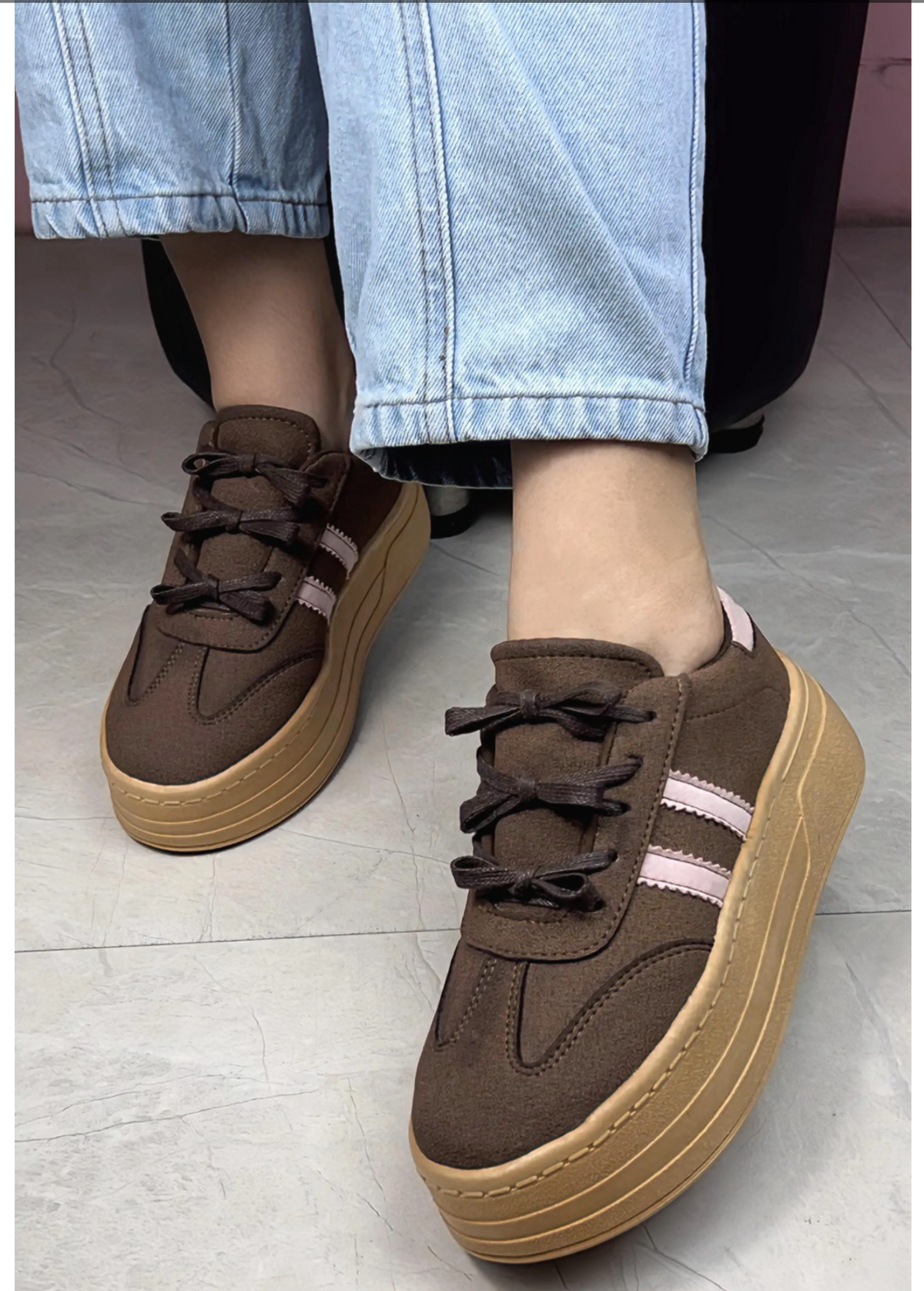Tenis tini