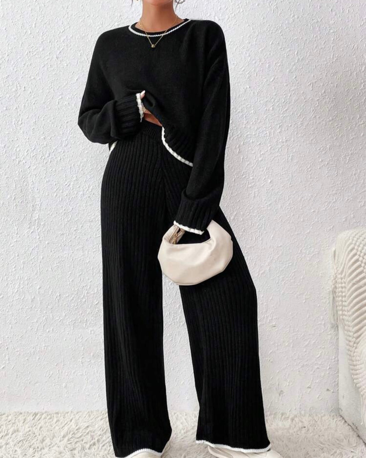 Conjunto de suéter y pantalon