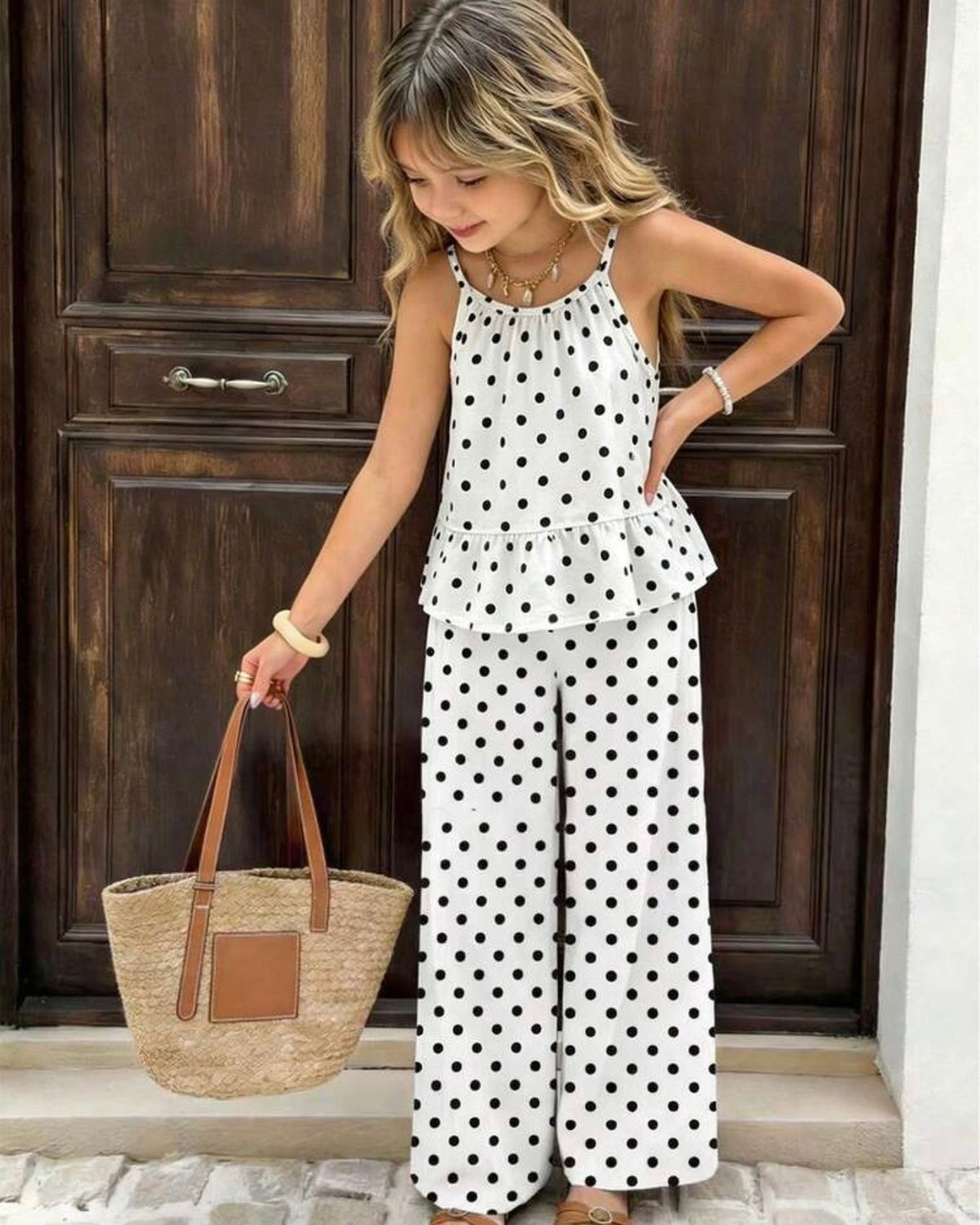 Conjunto de puntos de niña