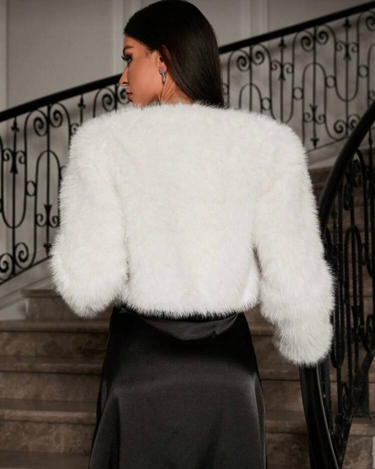 Chaqueta peluda blanca