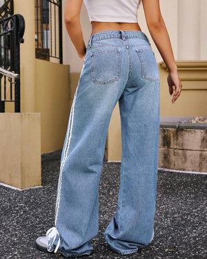 Jeans con detalles a los costados
