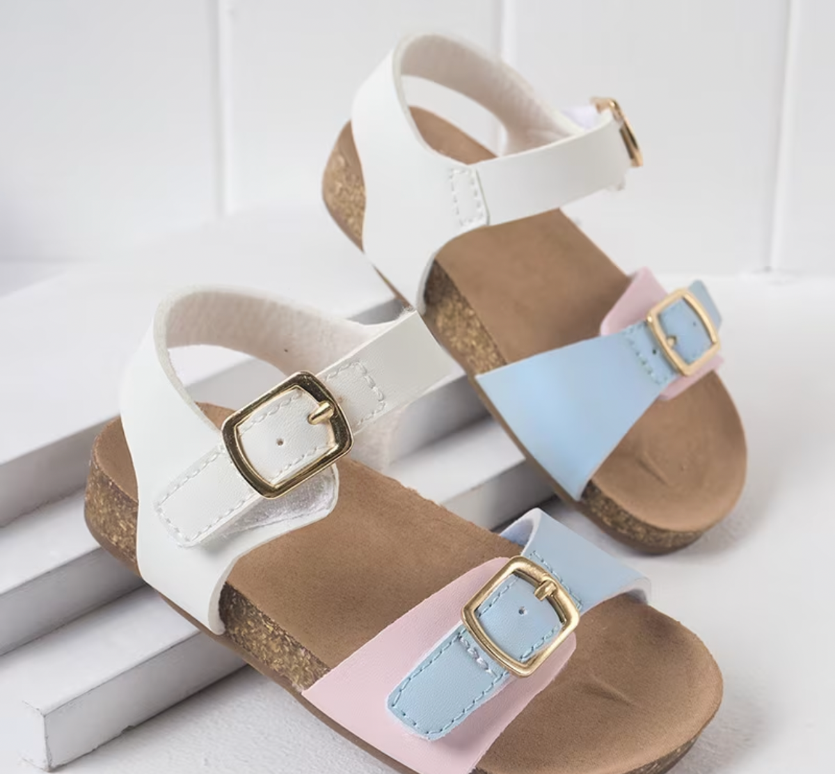 Sandalias de niña