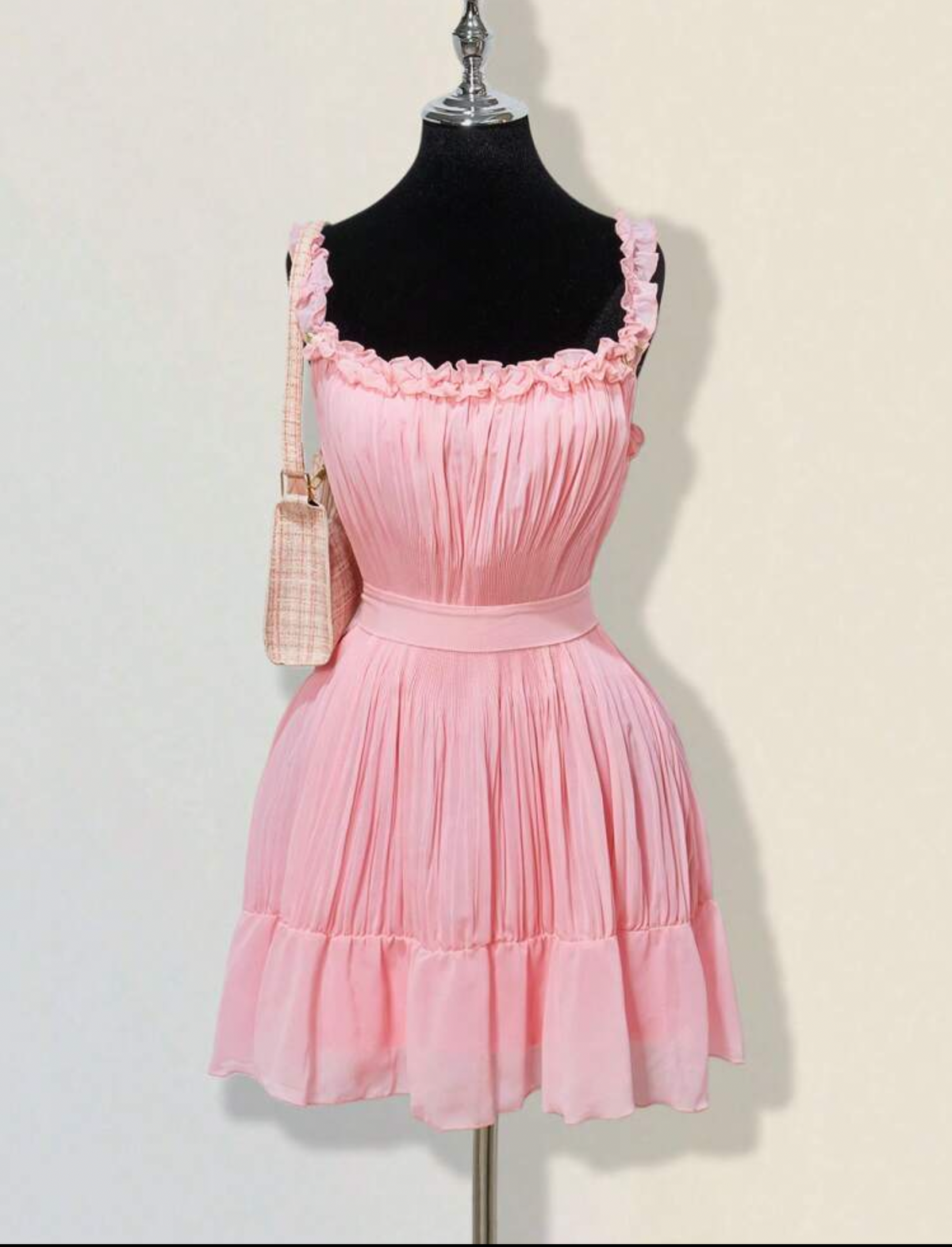 Vestido rosa corto