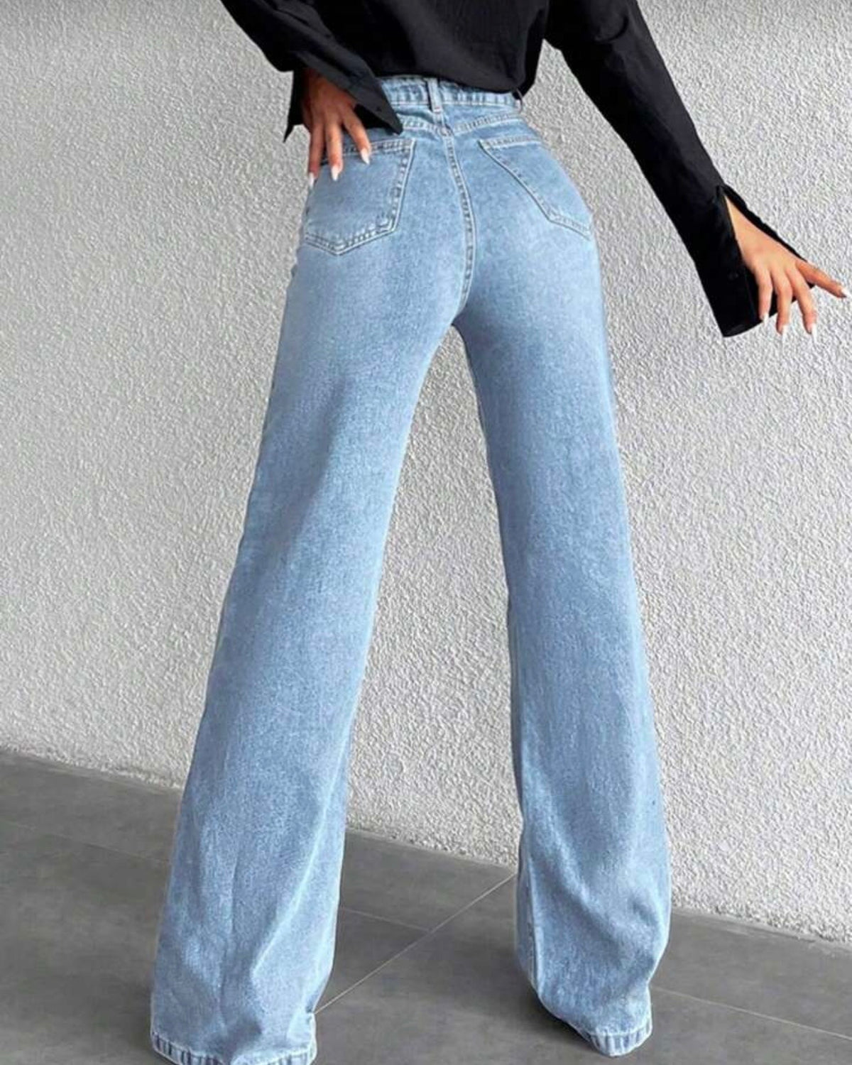 Jeans ancho abajo