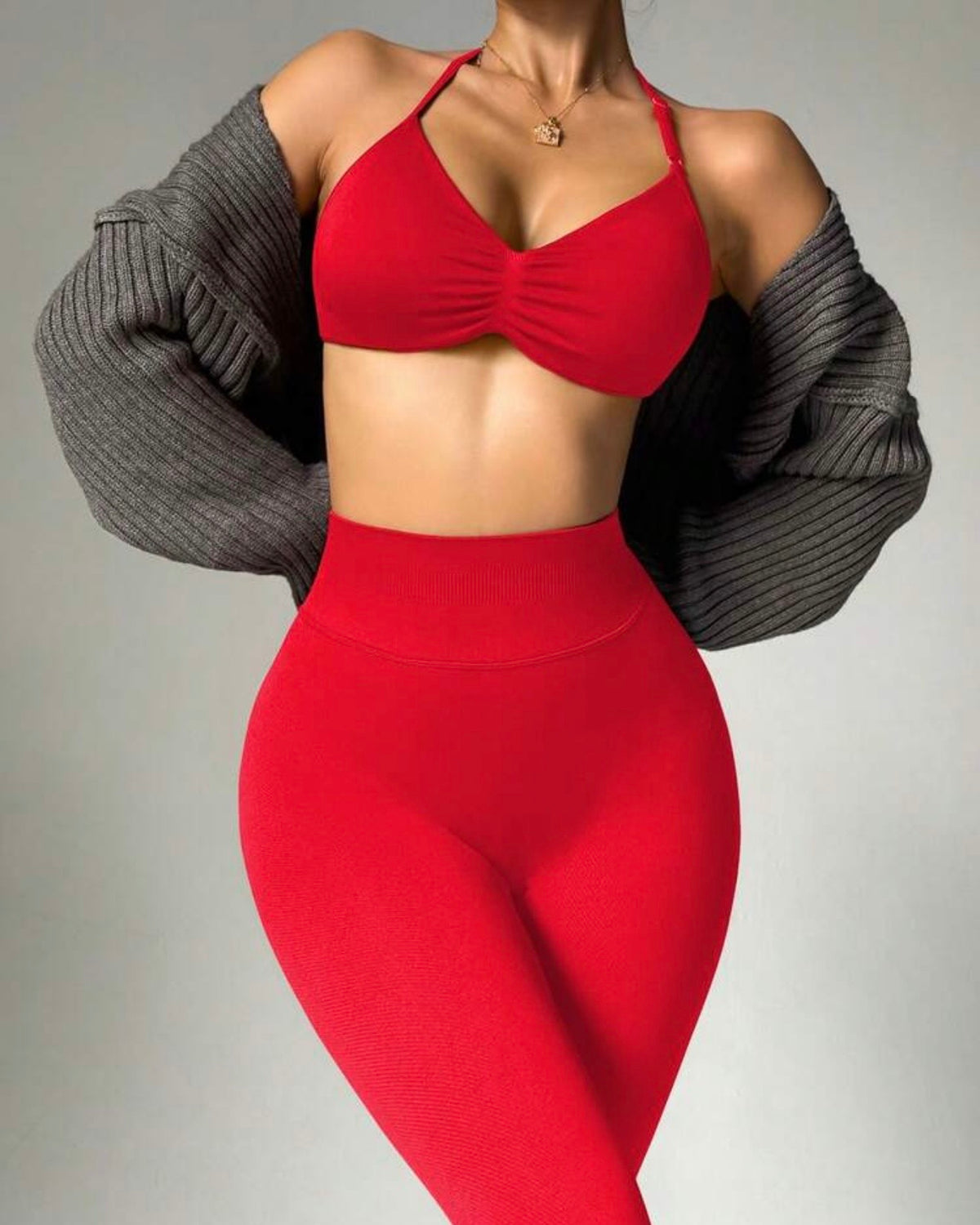 Conjunto deportivo rojo