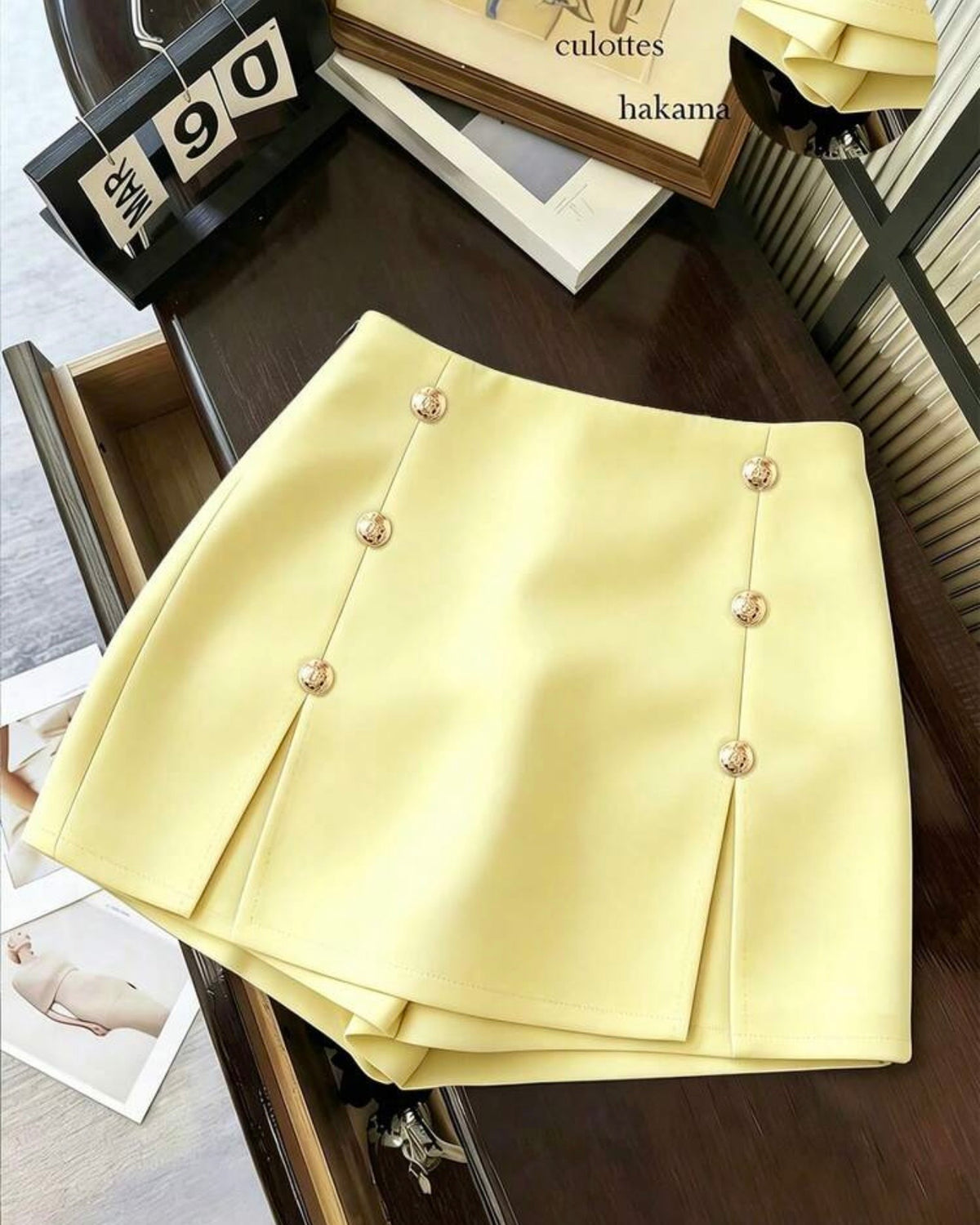 Short enagua amarillo