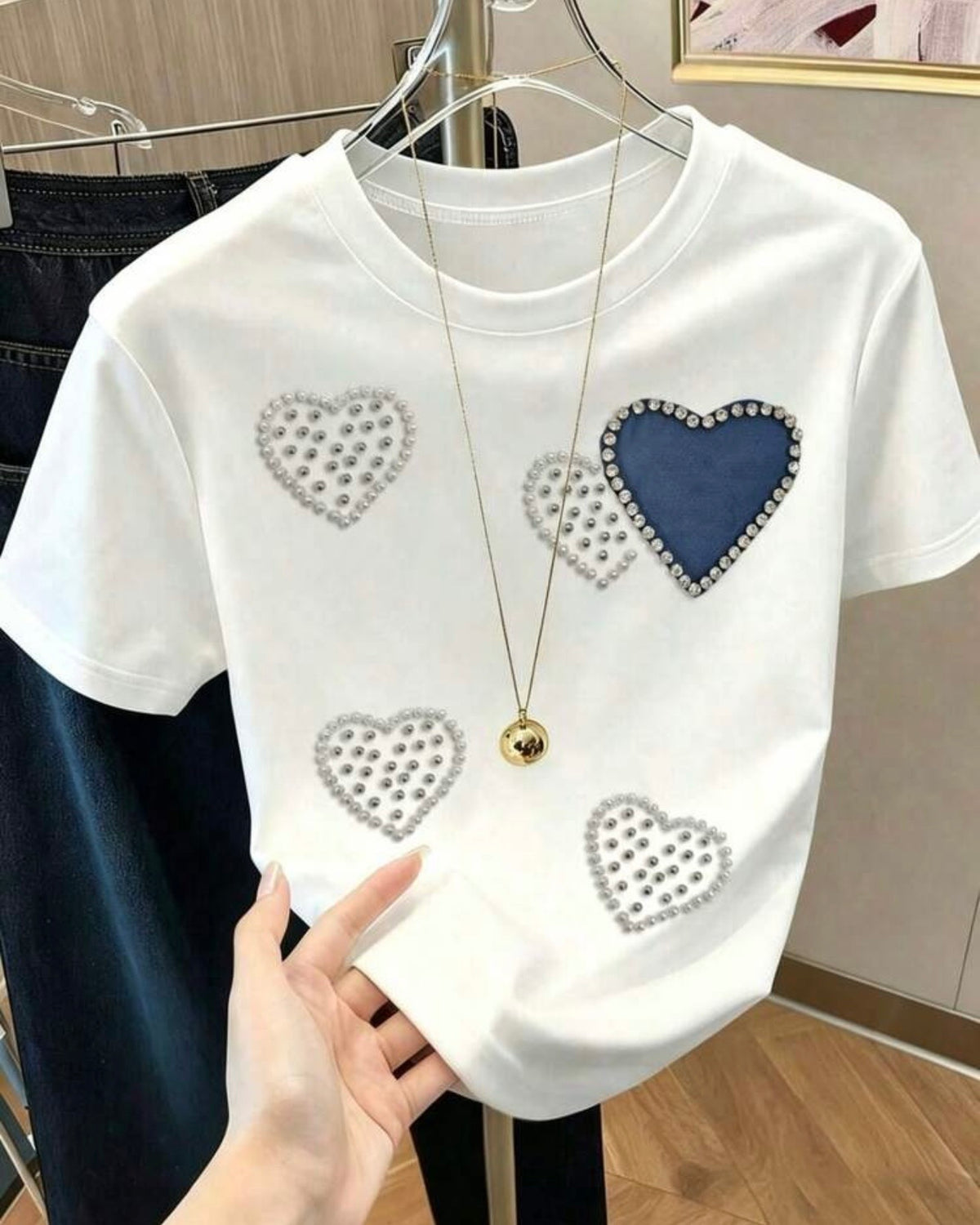 Camisa con corazones