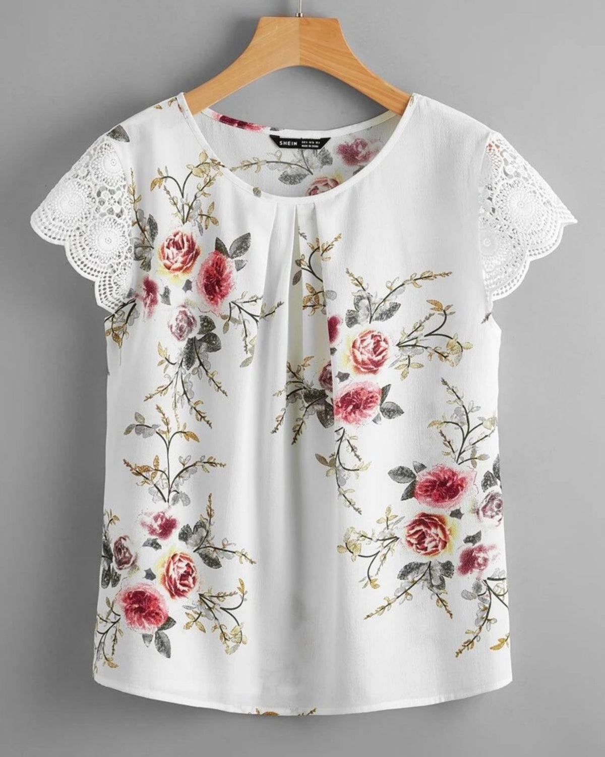 Blusa blanca estampado floral