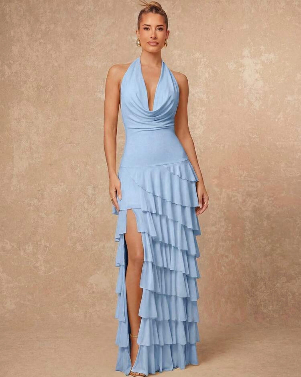 Vestido celeste con vuelos